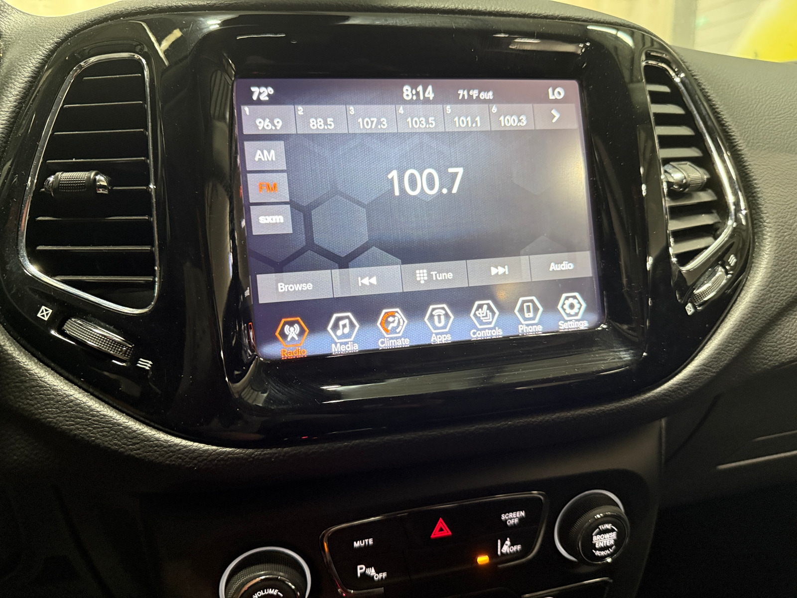 Thumbnail: 2021 Jeep Compass - 3