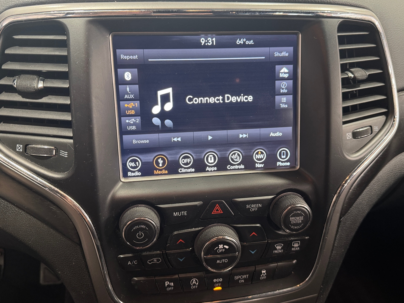 Thumbnail: 2018 Jeep Grand Cherokee - 4