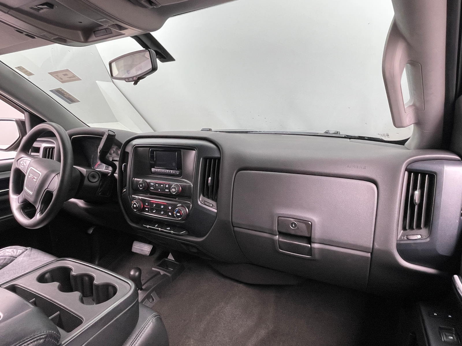 Thumbnail: 2015 GMC Sierra 1500 - 3