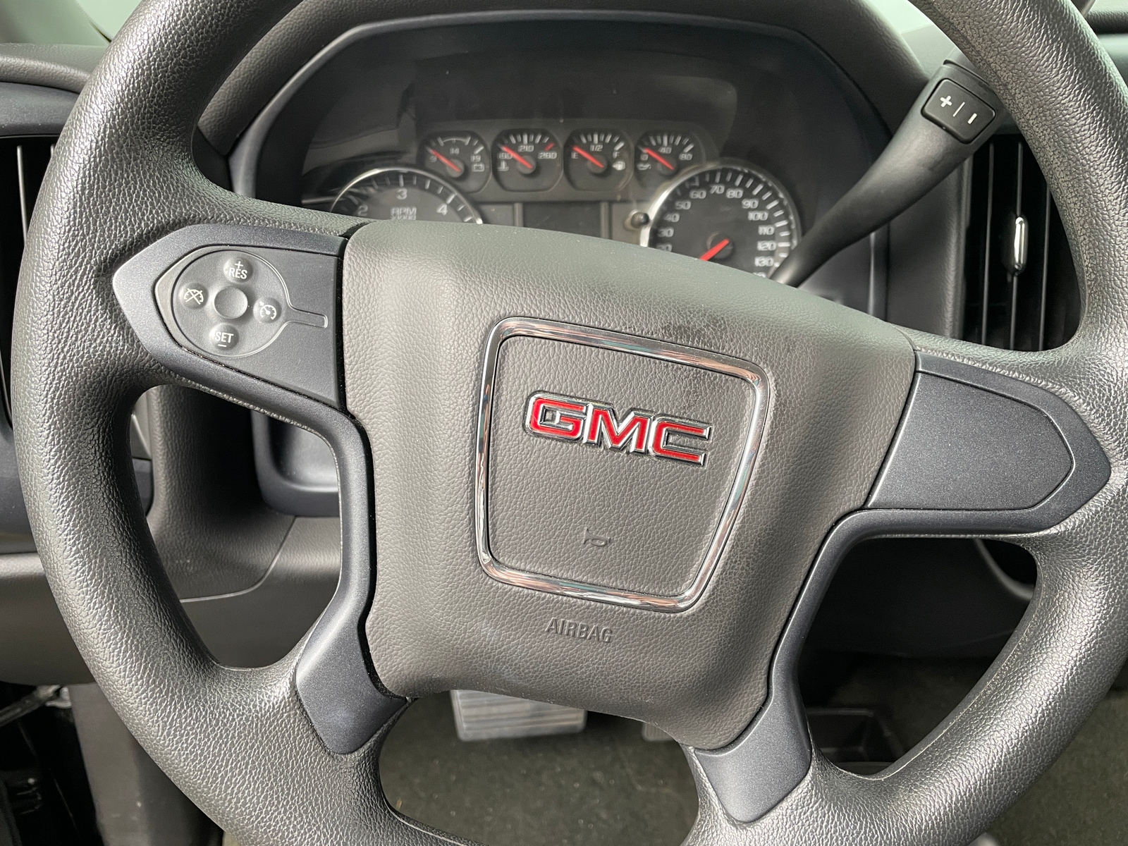 Thumbnail: 2015 GMC Sierra 1500 - 5