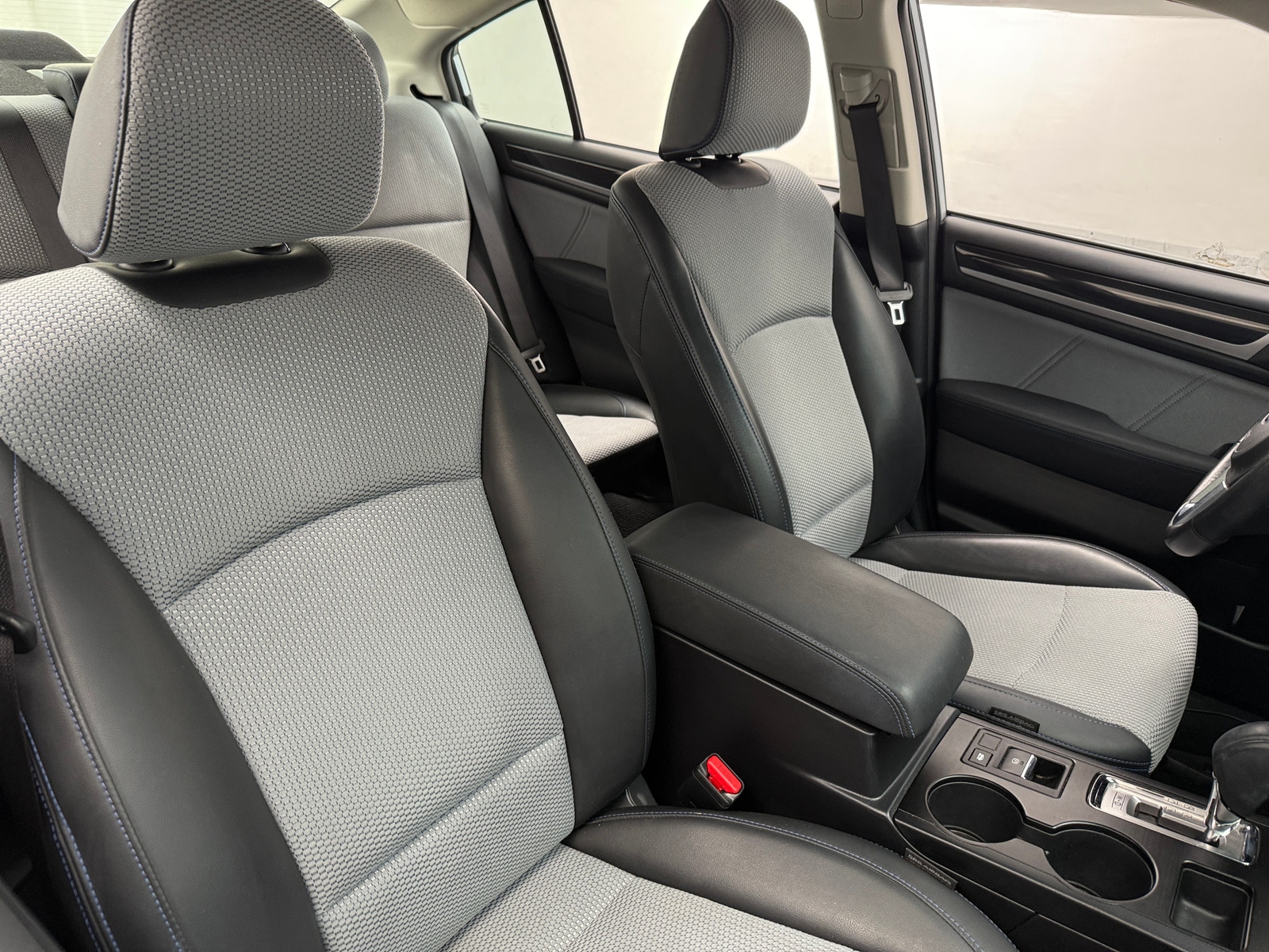 Thumbnail: 2017 Subaru Legacy - 2