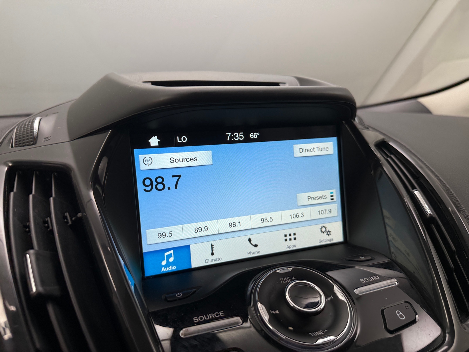 Thumbnail: 2016 Ford Escape - 3