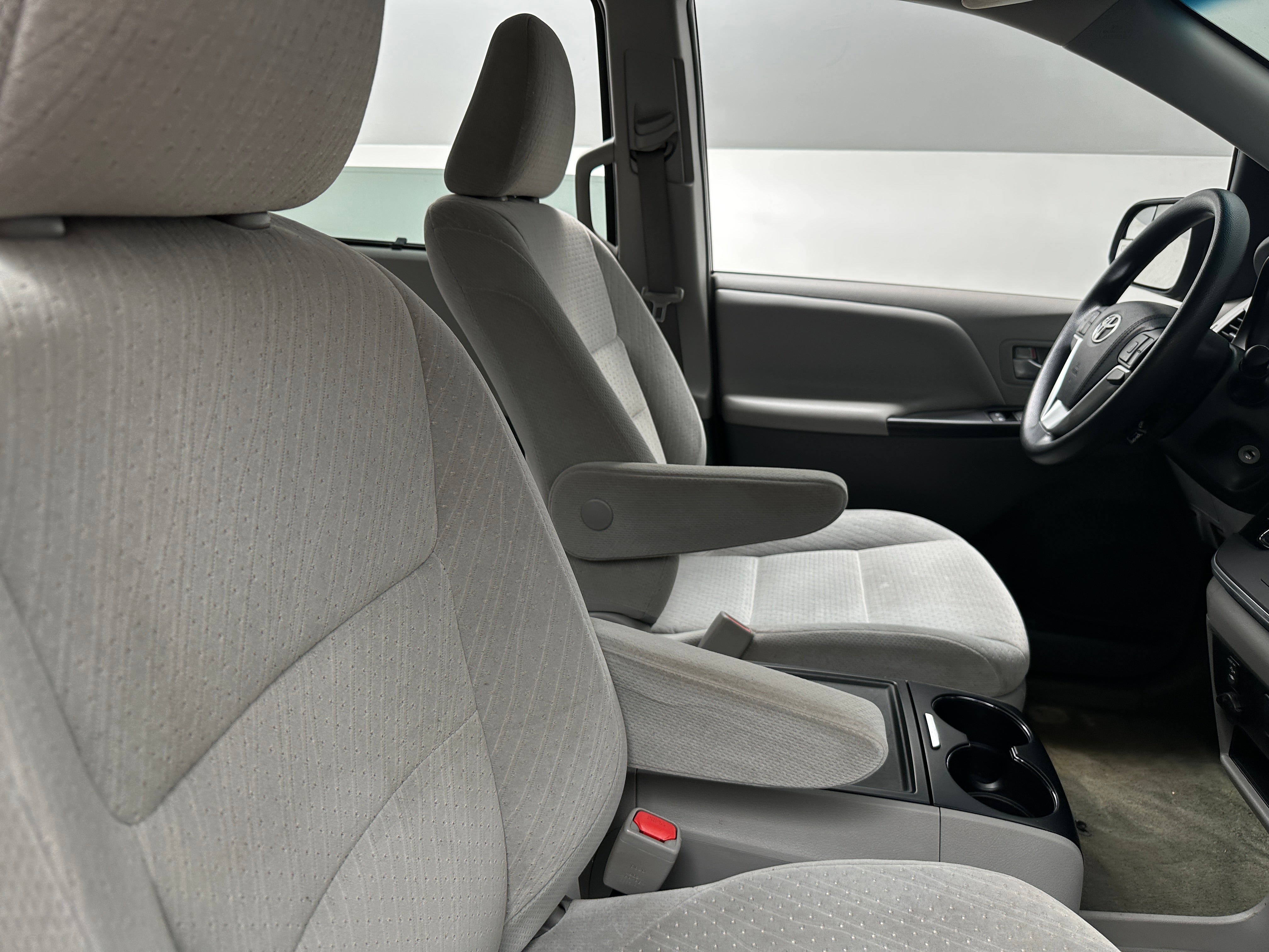 2016 Toyota Sienna