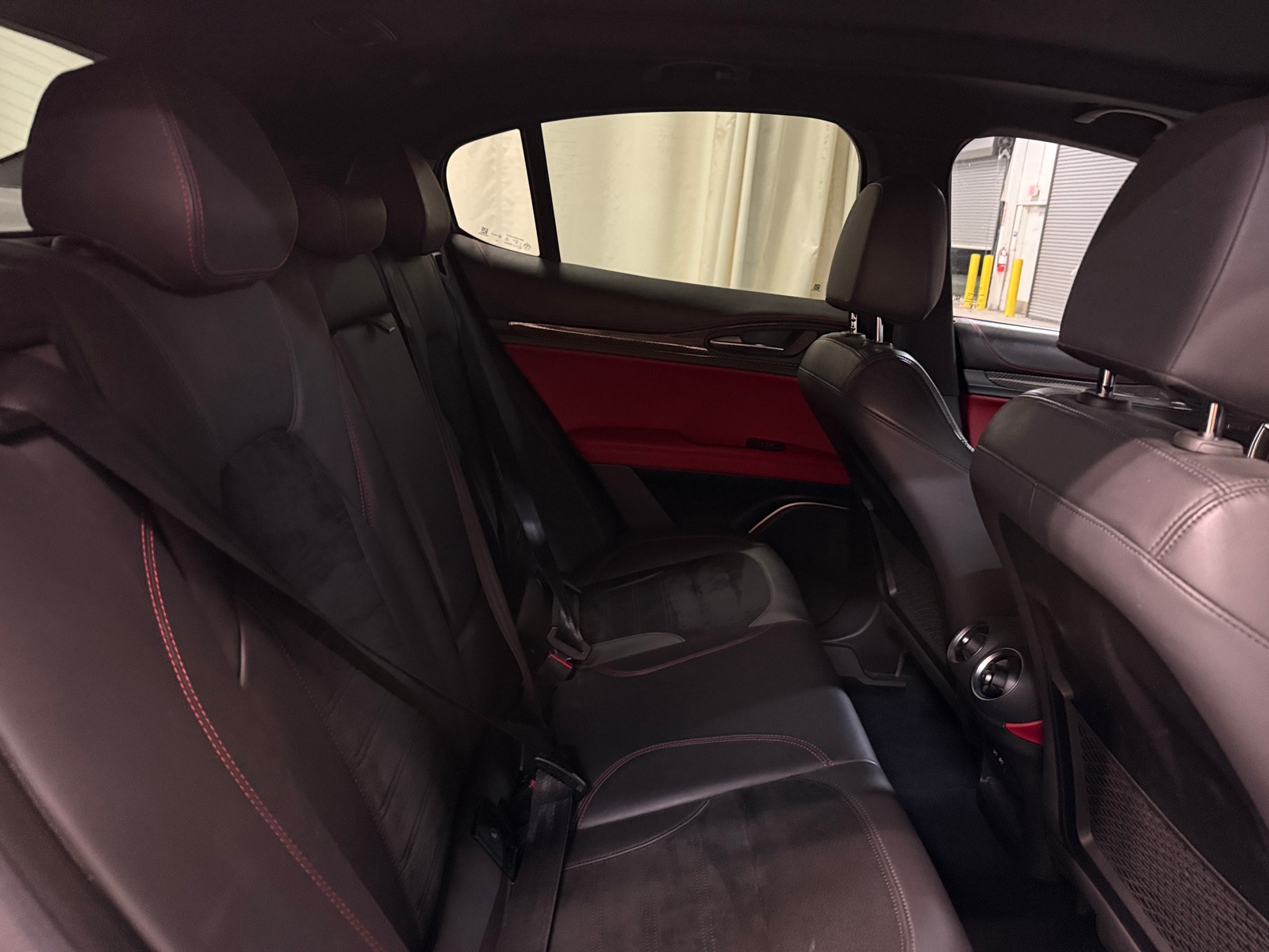Thumbnail: 2018 Alfa Romeo Stelvio - 5