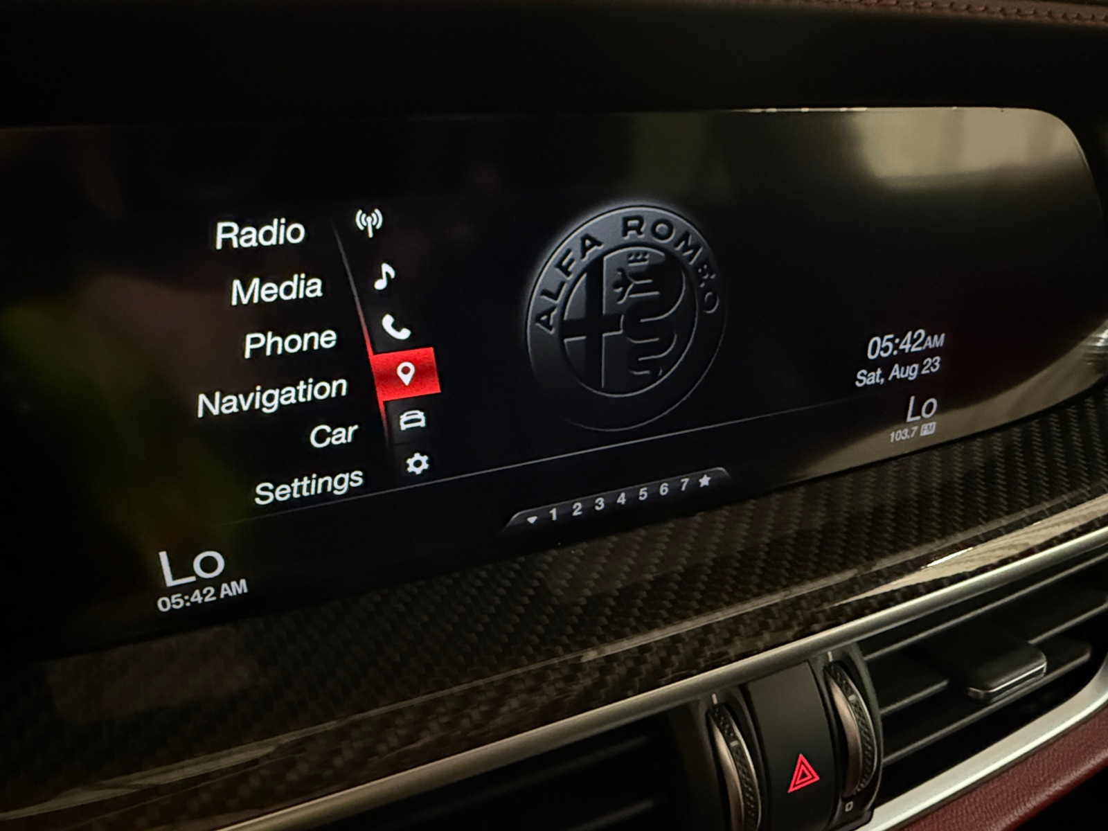 Thumbnail: 2018 Alfa Romeo Stelvio - 3