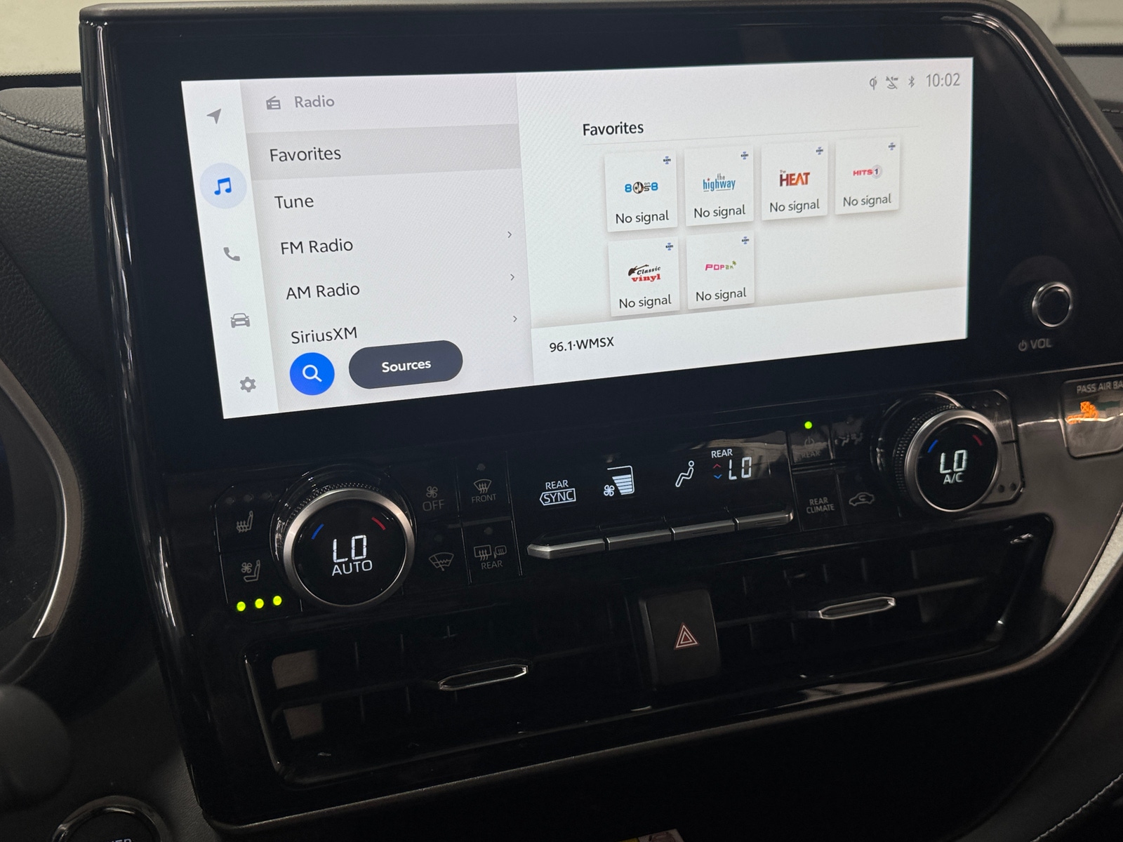 Thumbnail: 2023 Toyota Highlander - 3