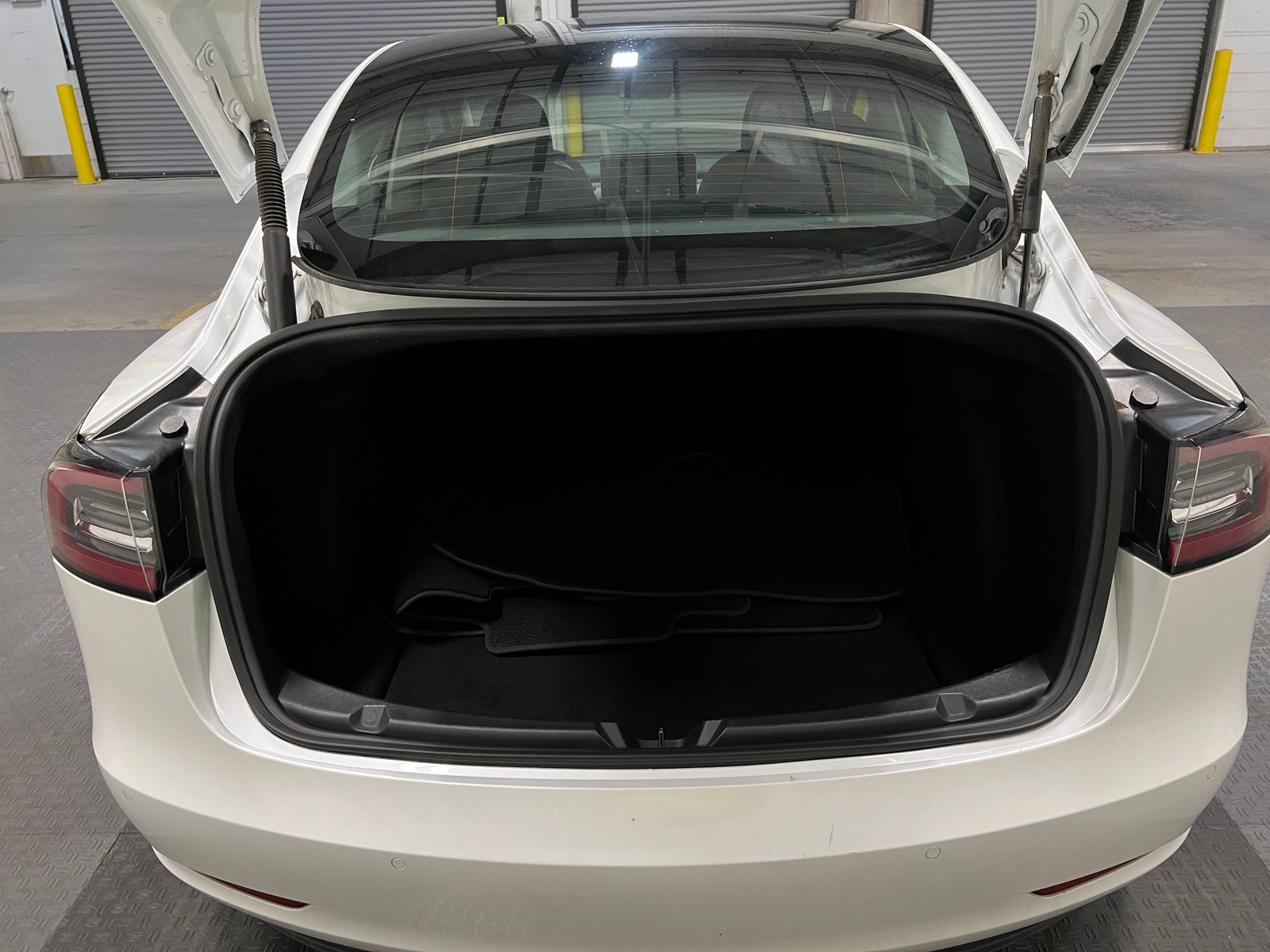 Thumbnail: 2021 Tesla Model 3 - 5