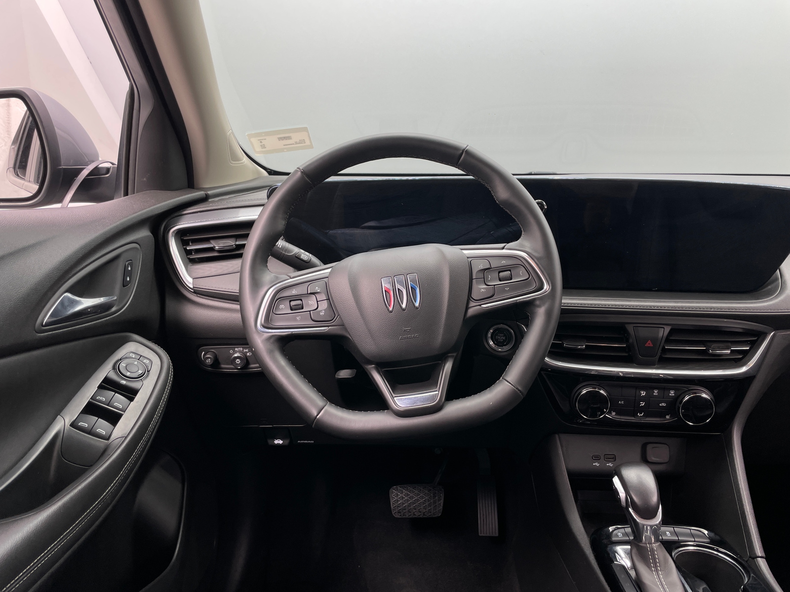 Thumbnail: 2024 Buick Encore GX - 4