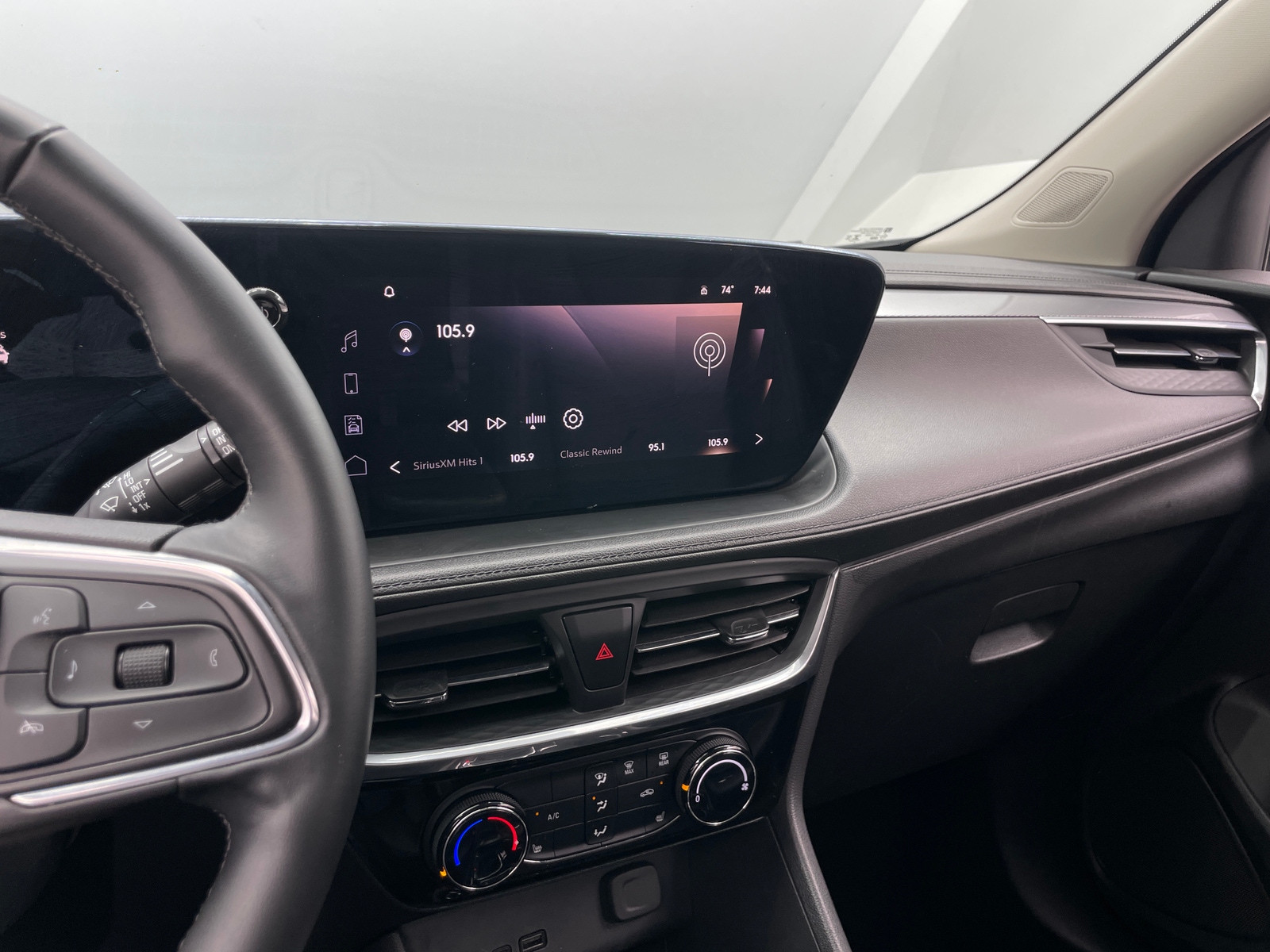 Thumbnail: 2024 Buick Encore GX - 3