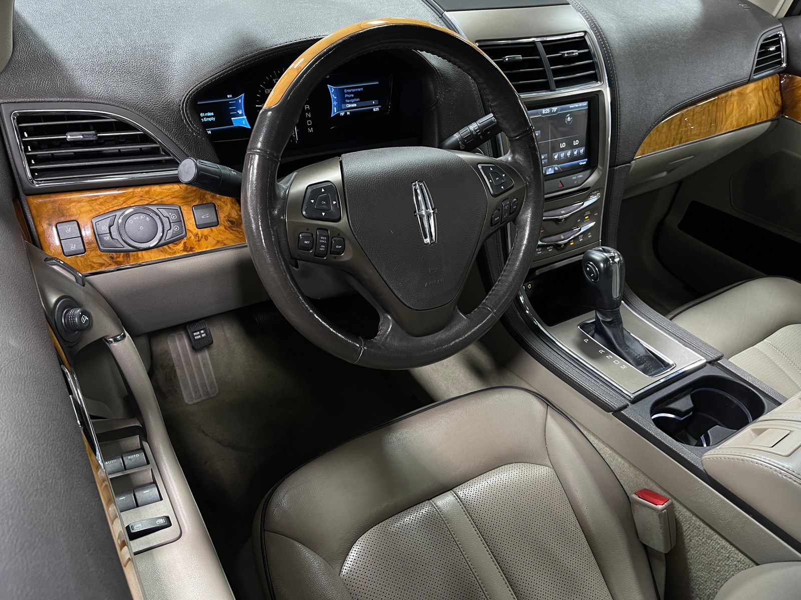 Thumbnail: 2012 Lincoln MKX - 2