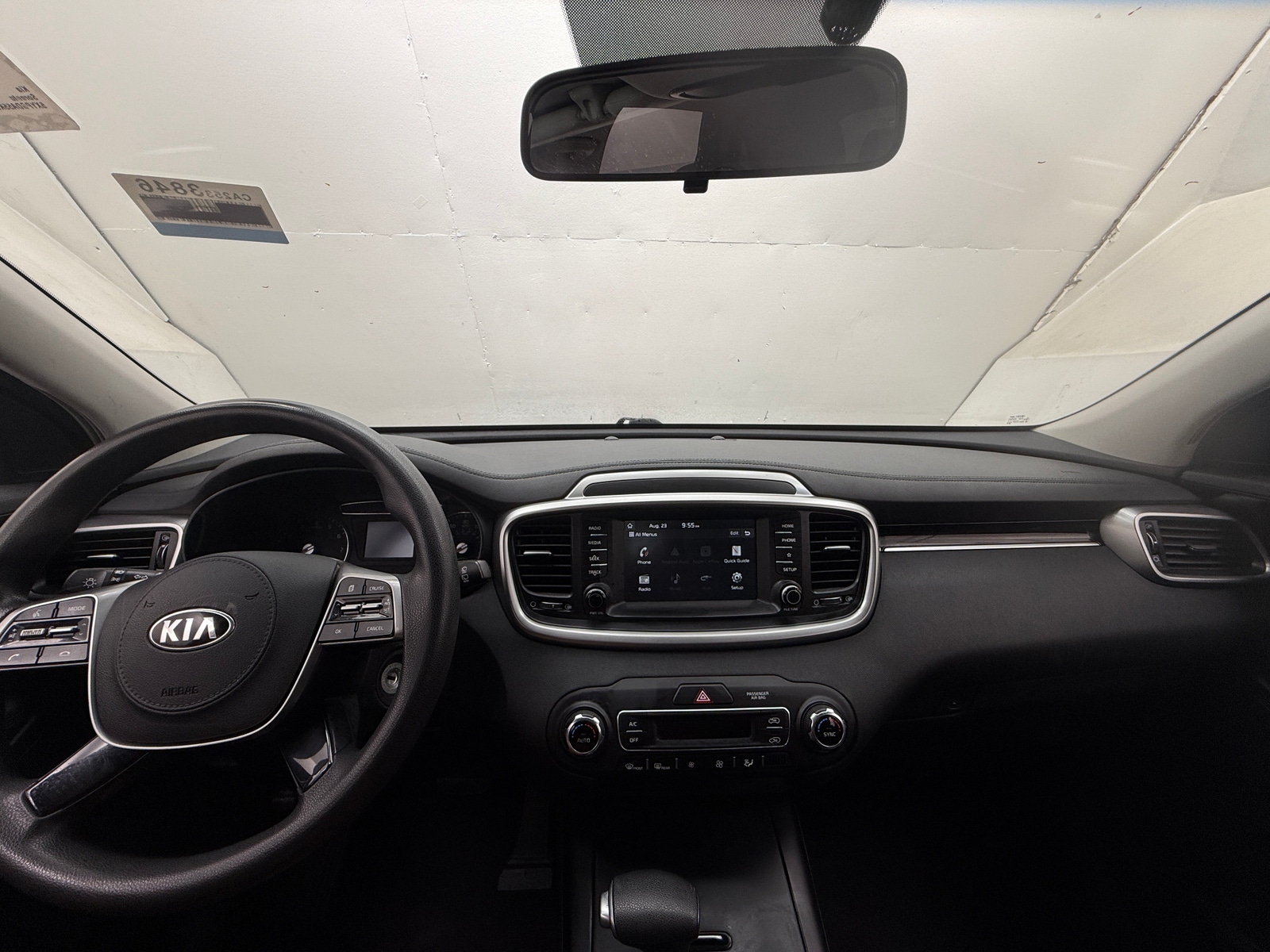 Thumbnail: 2019 Kia Sorento - 3