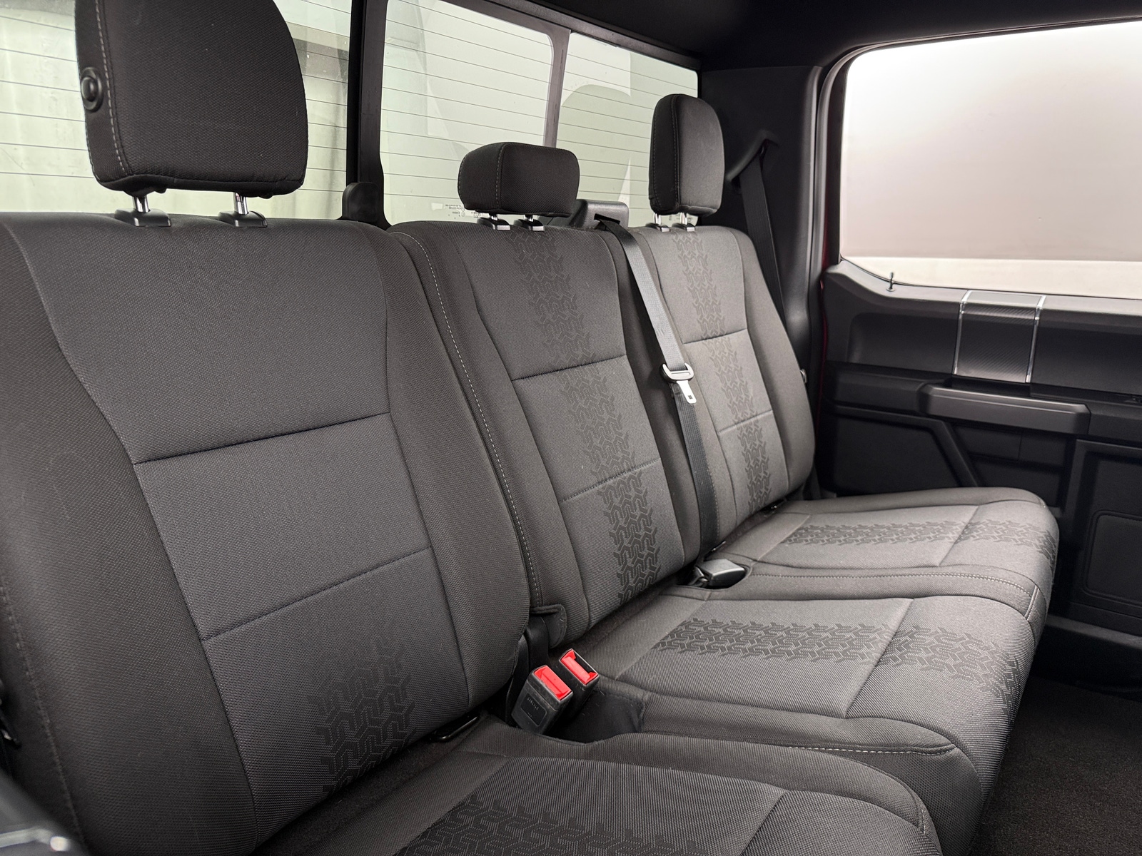 Thumbnail: 2018 Ford Econoline - 6