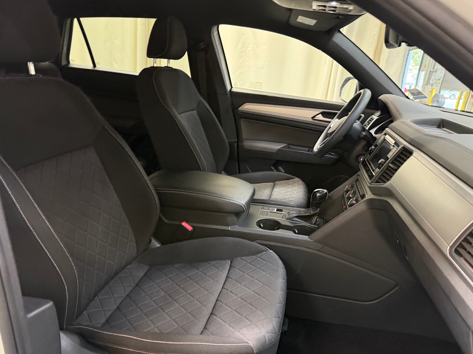 Thumbnail: 2021 Volkswagen Atlas - 2