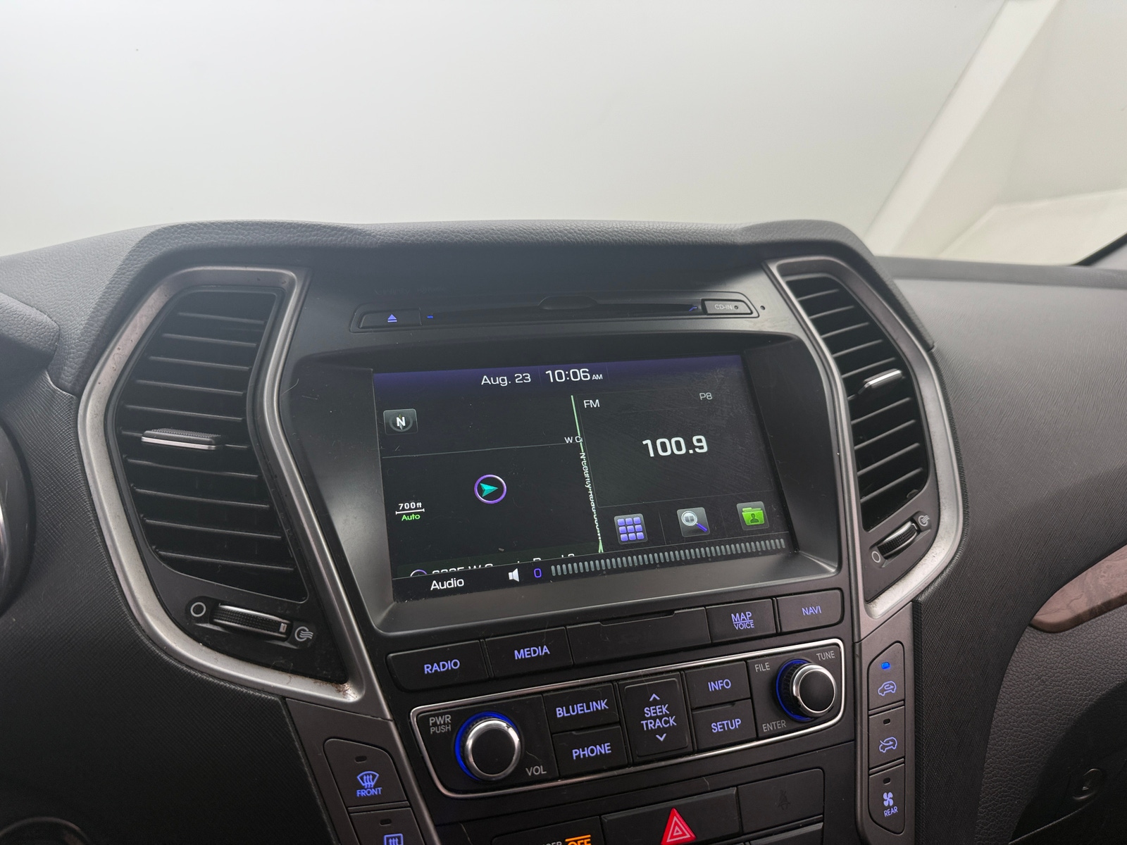 Thumbnail: 2017 Hyundai Santa Fe - 3