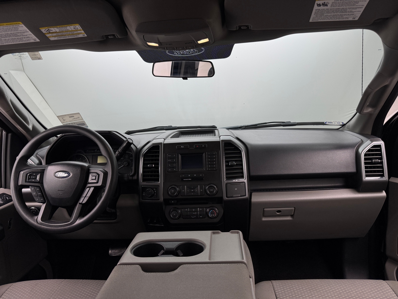Thumbnail: 2018 Ford Econoline - 3