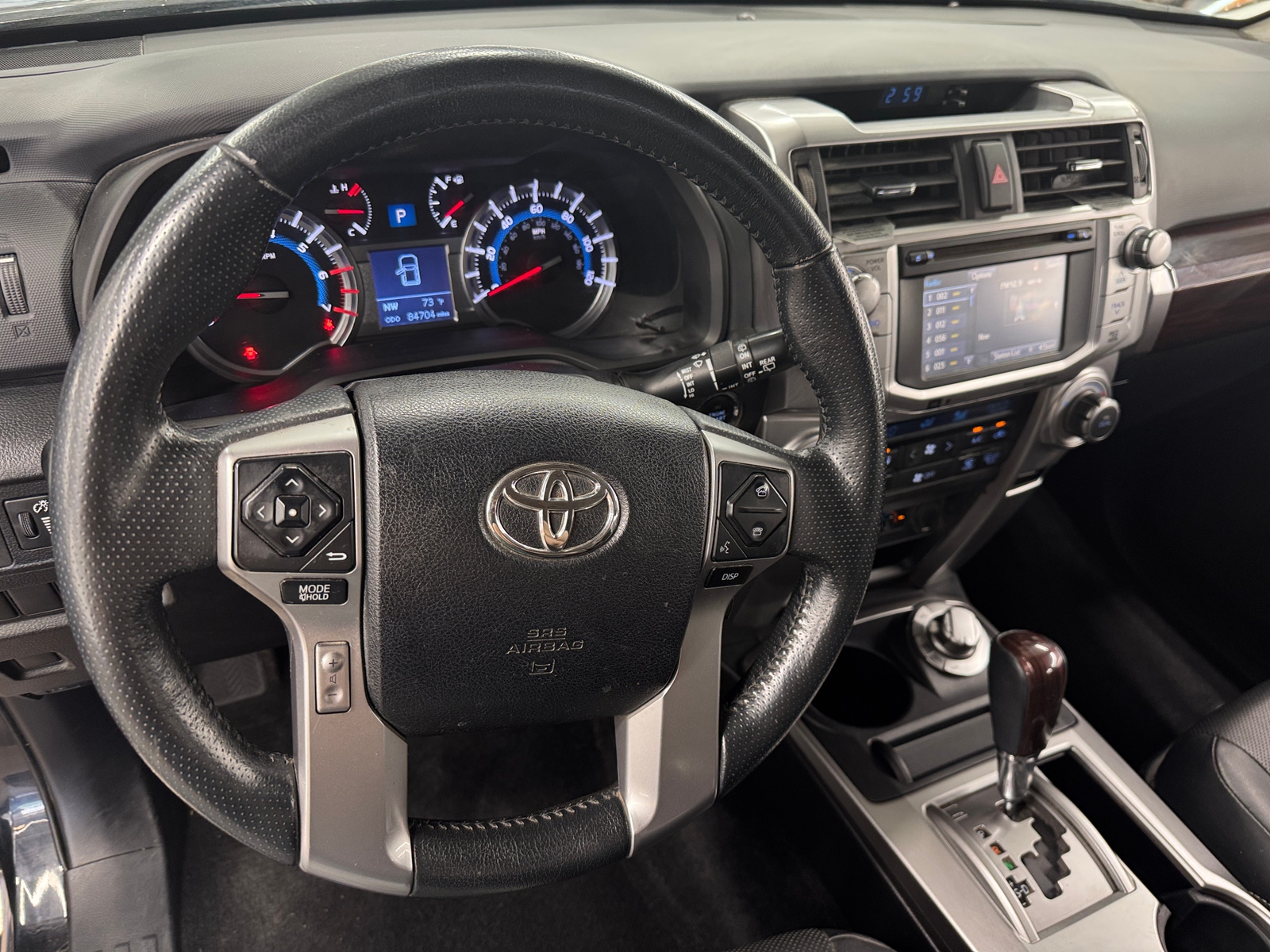 Thumbnail: 2016 Toyota 4Runner - 3