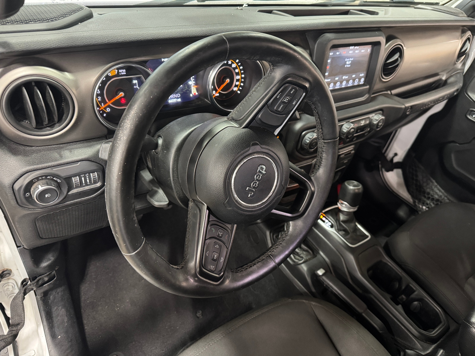 Thumbnail: 2020 Jeep Wrangler - 3