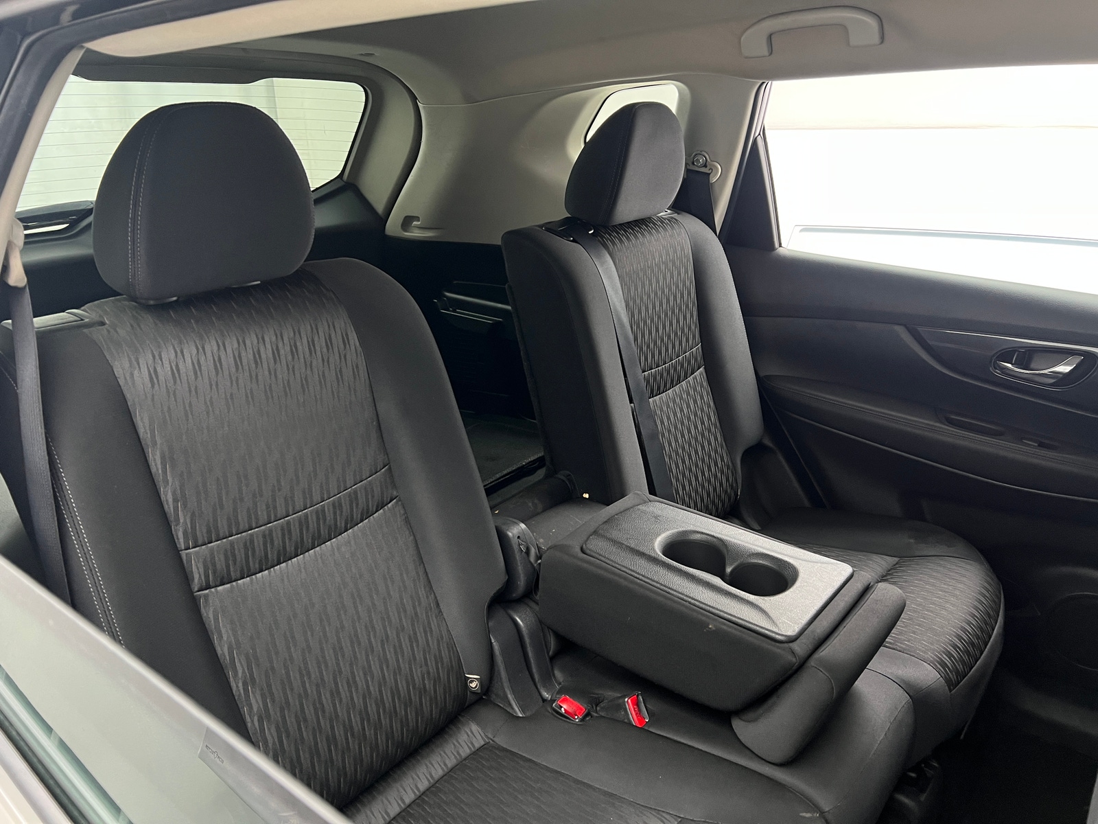 Thumbnail: 2017 Nissan Rogue - 6