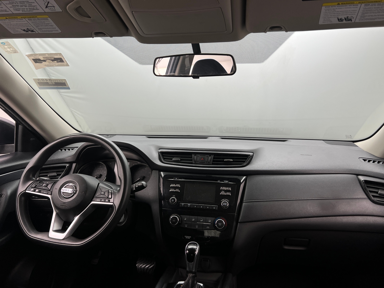Thumbnail: 2017 Nissan Rogue - 3