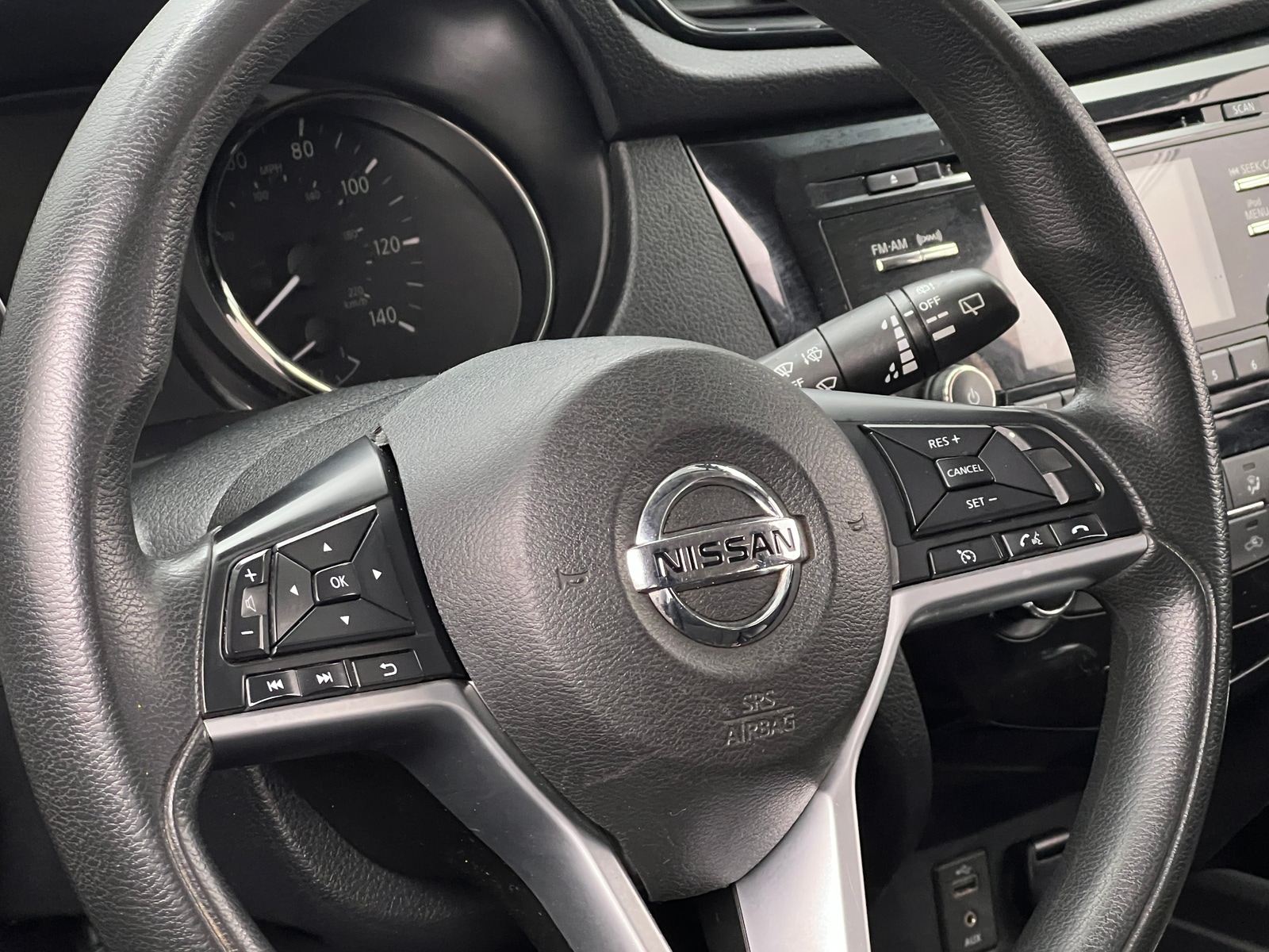 Thumbnail: 2017 Nissan Rogue - 5