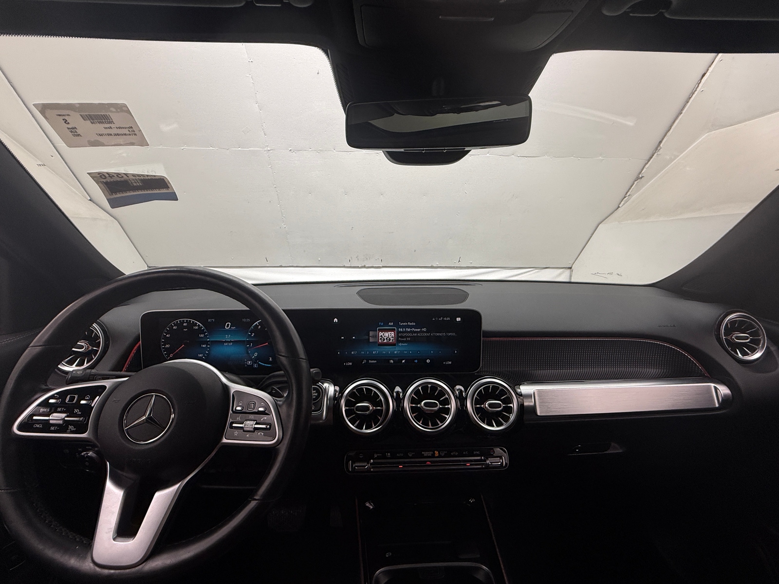 Thumbnail: 2020 Mercedes-Benz GLB - 2