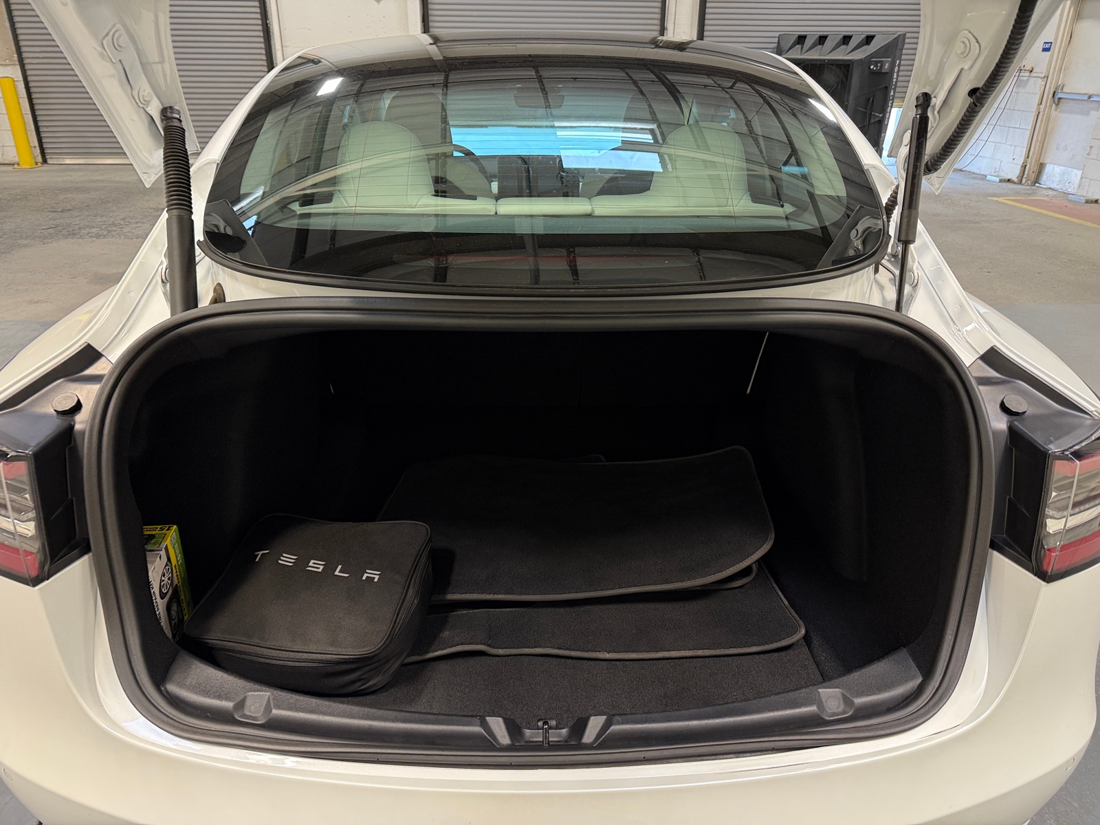 Thumbnail: 2022 Tesla Model 3 - 6