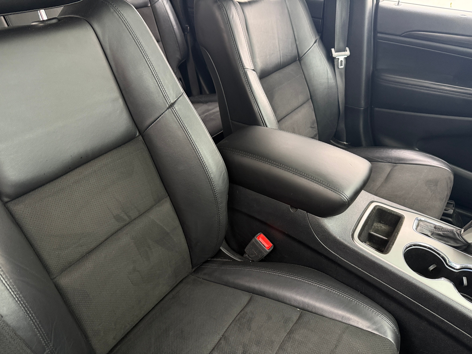 Thumbnail: 2020 Jeep Grand Cherokee - 2