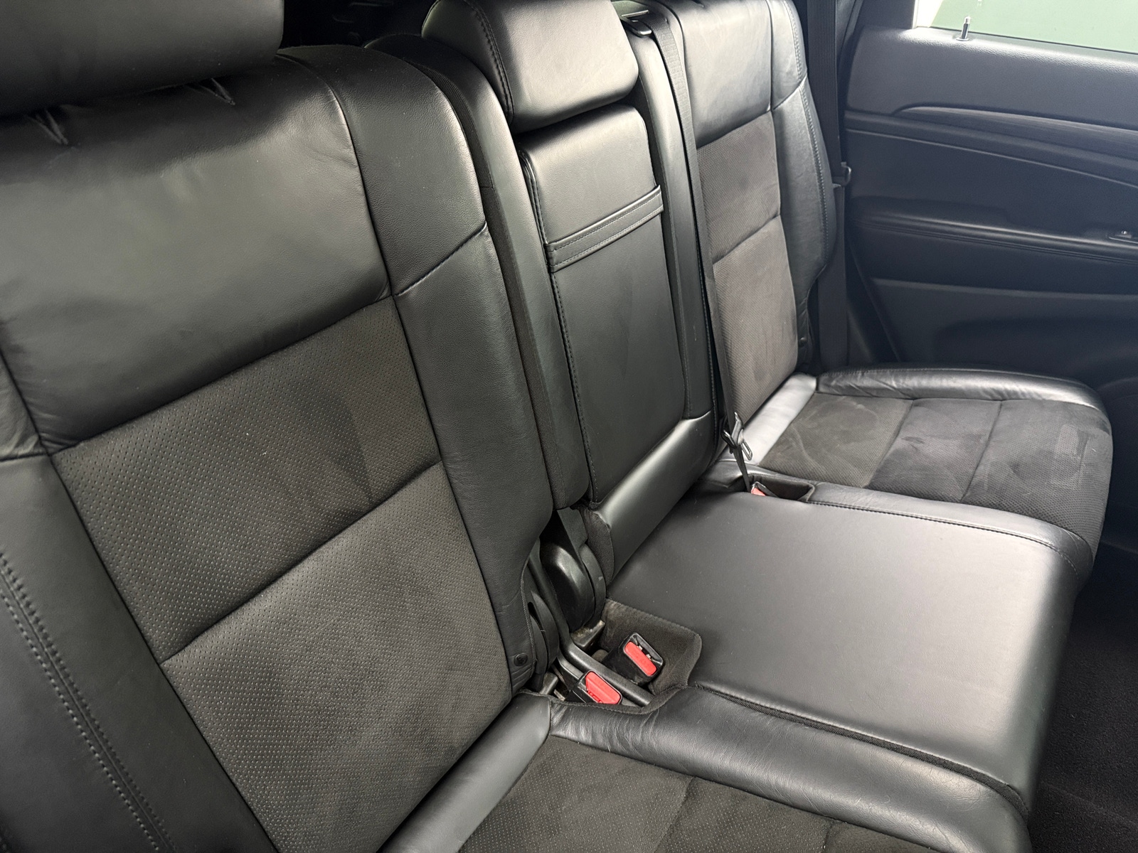 Thumbnail: 2020 Jeep Grand Cherokee - 6