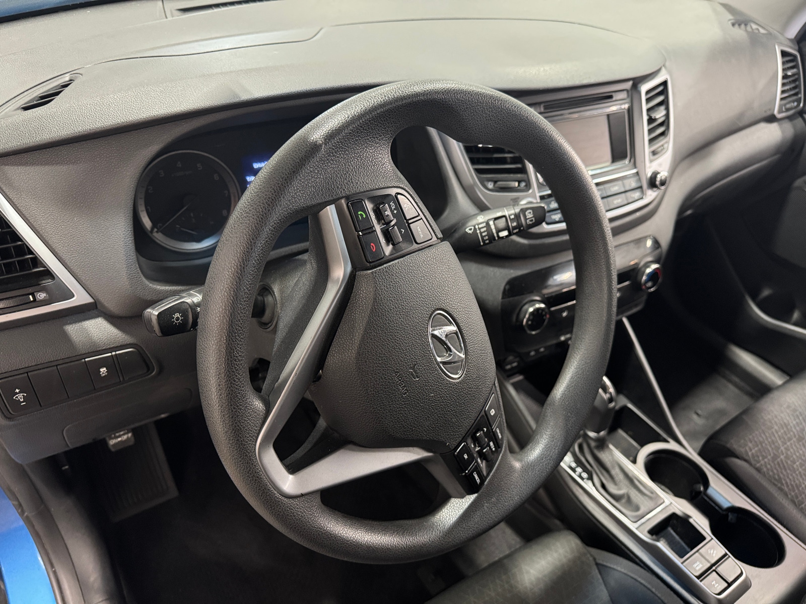 Thumbnail: 2016 Hyundai Tucson - 3