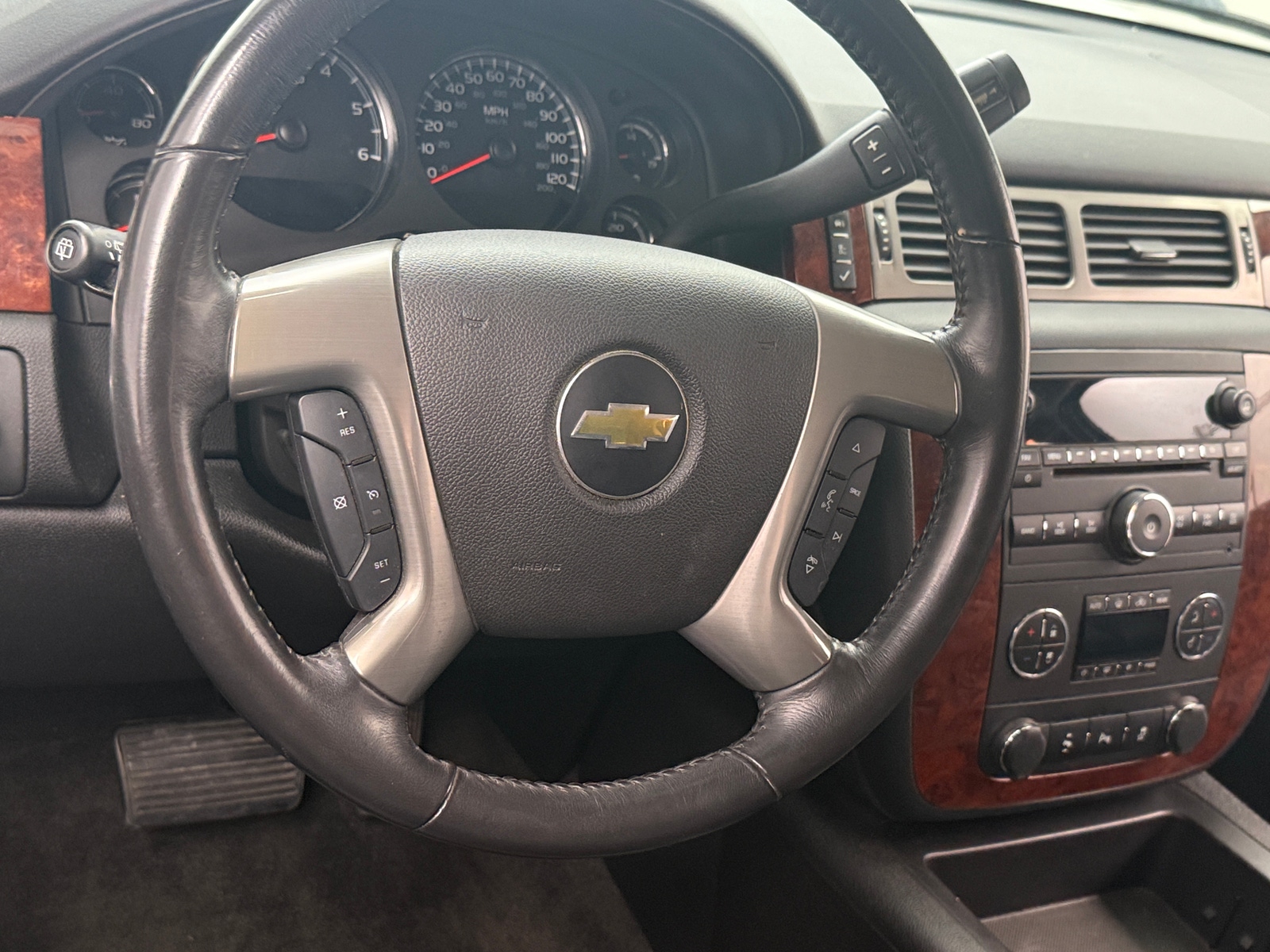 Thumbnail: 2013 Chevrolet Tahoe - 4