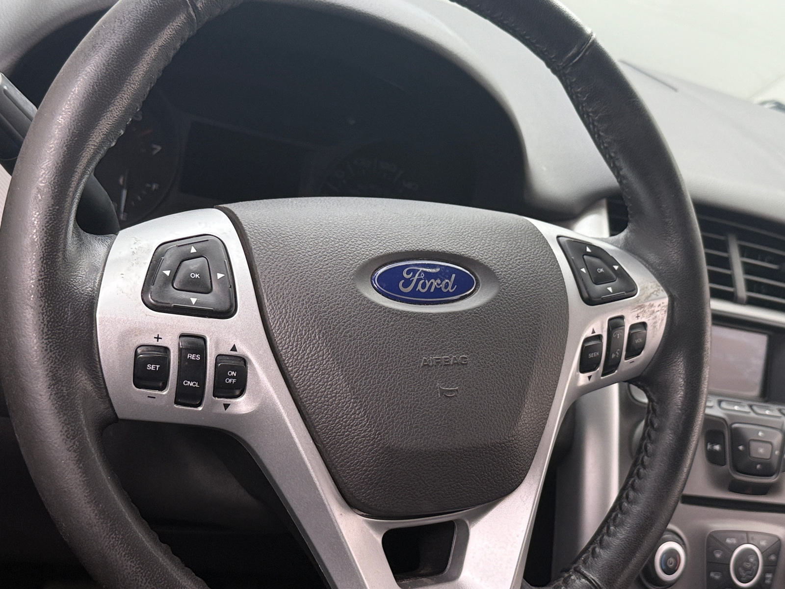 Thumbnail: 2013 Ford Edge - 5