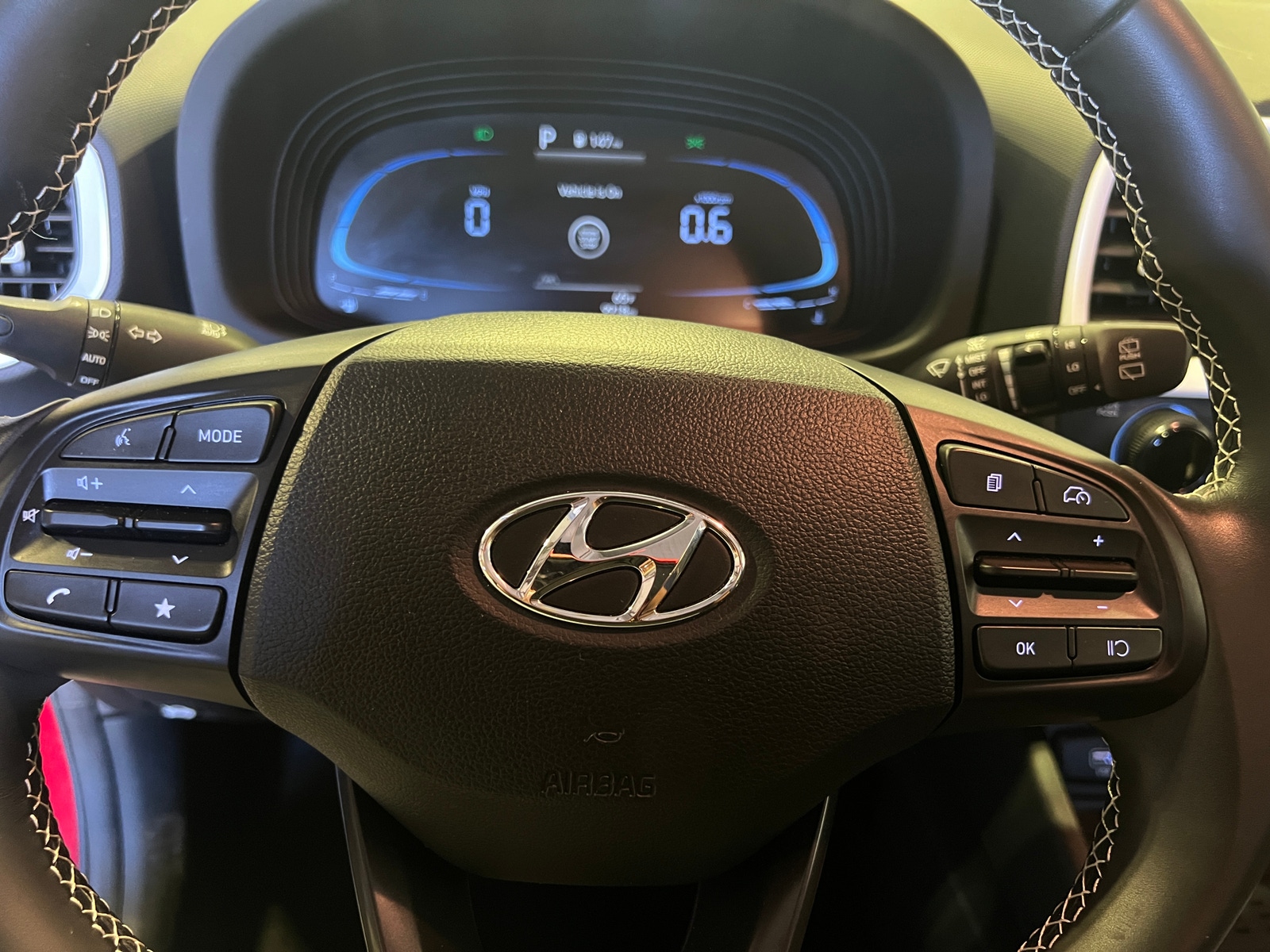 Thumbnail: 2023 Hyundai Venue - 5