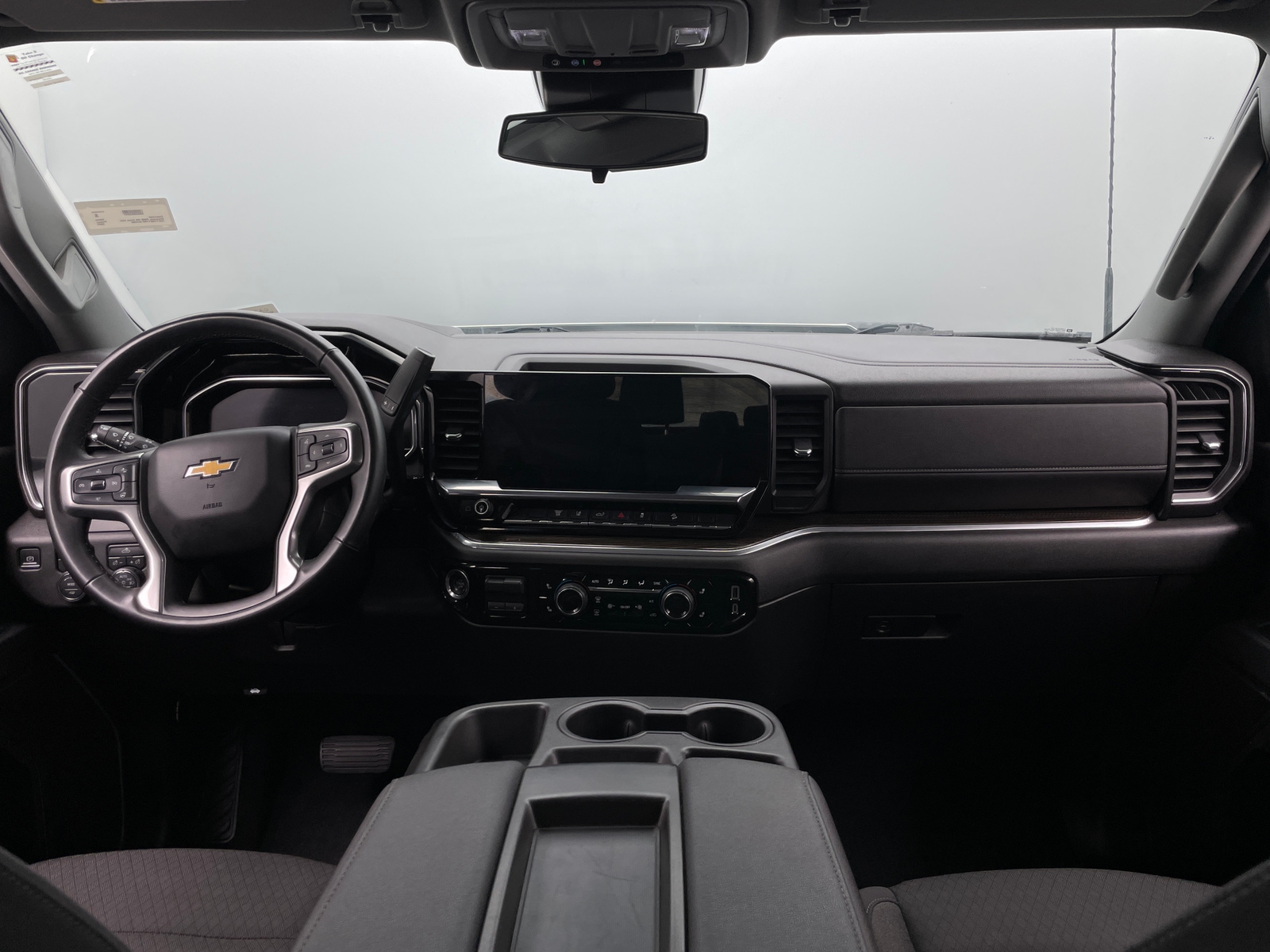 Thumbnail: 2024 Chevrolet Silverado 2500 - 3