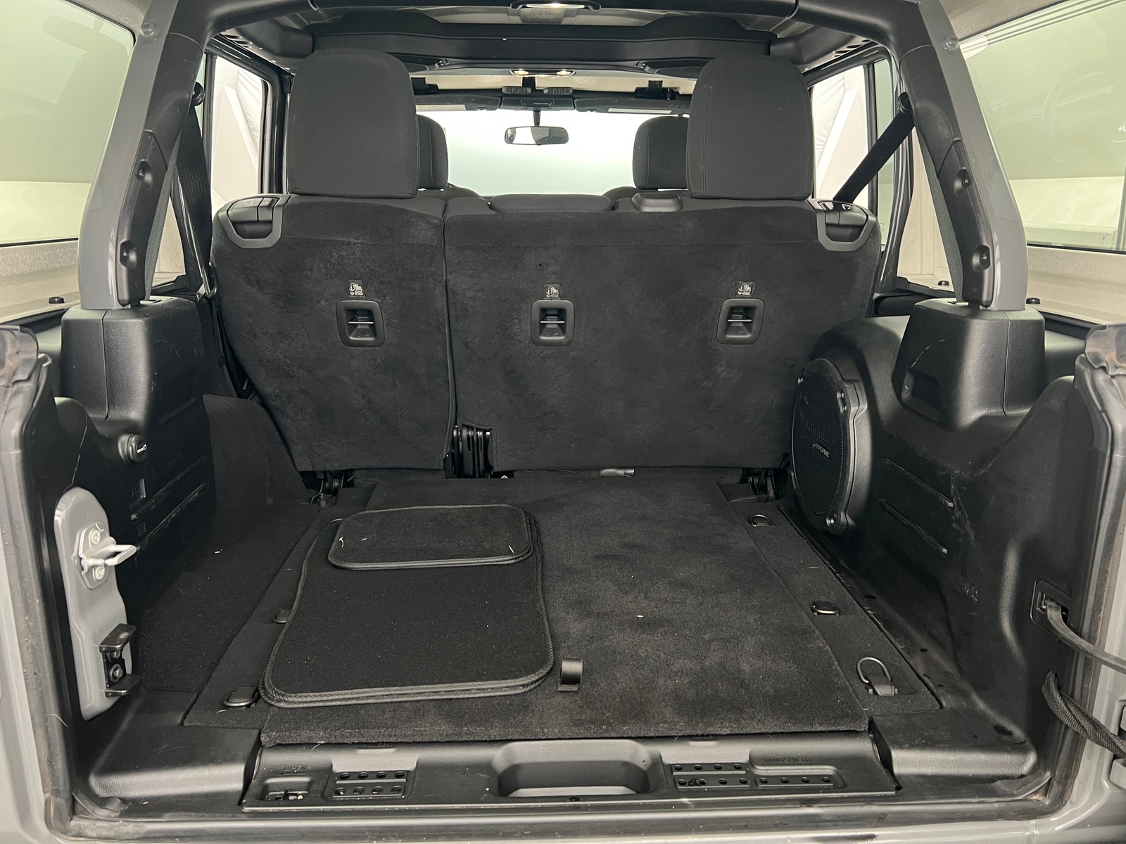 Thumbnail: 2021 Jeep Wrangler - 7