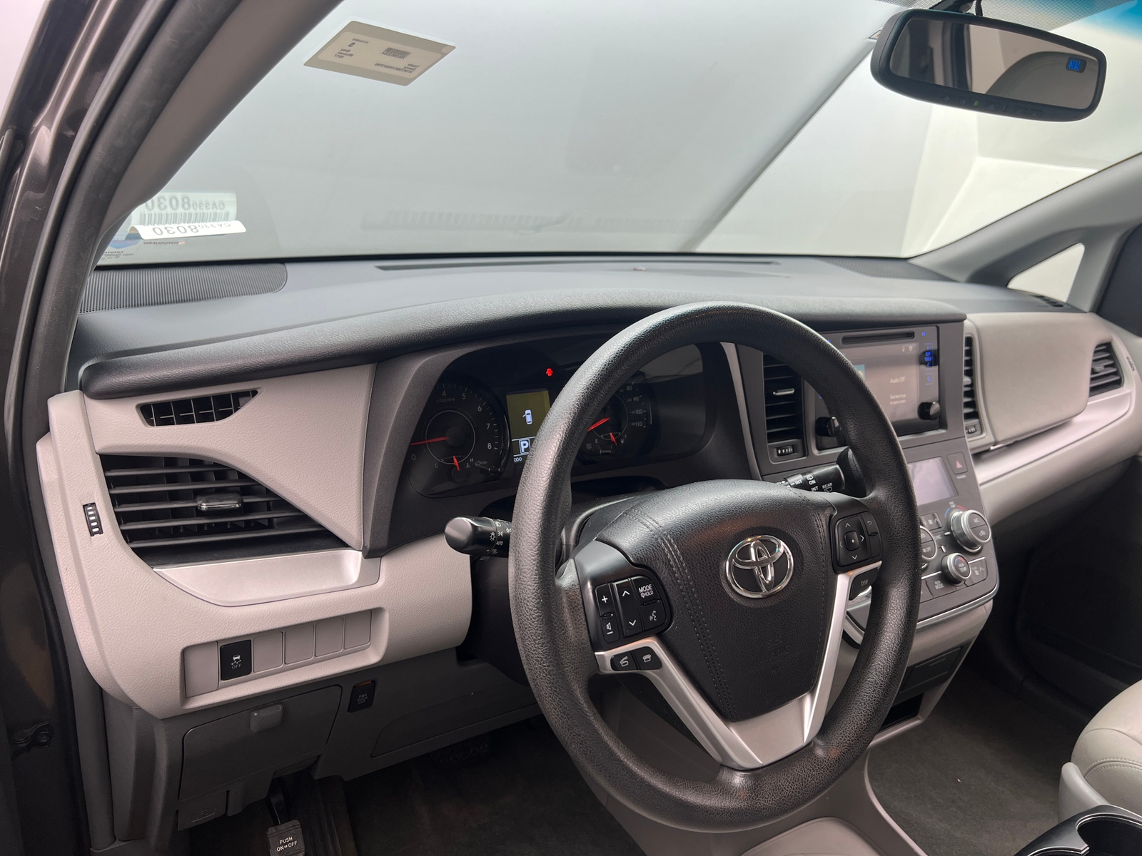 Thumbnail: 2017 Toyota Sienna - 3