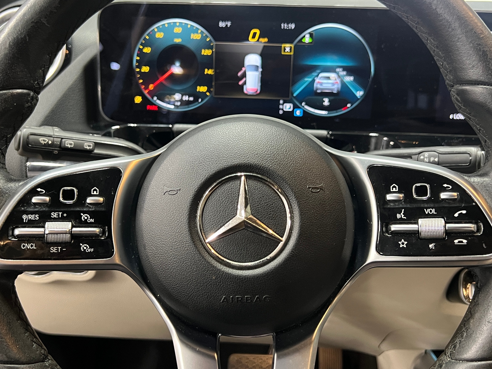 Thumbnail: 2022 Mercedes-Benz GLA - 4