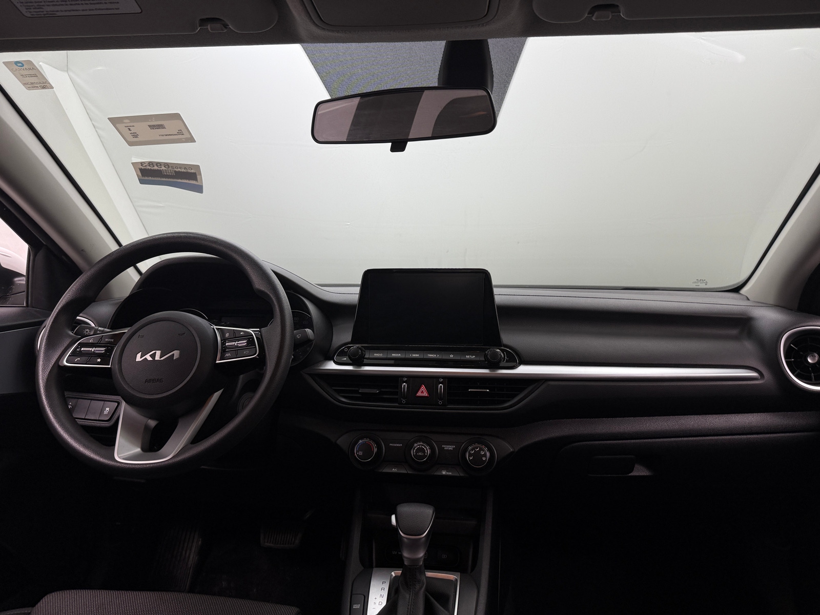 Thumbnail: 2024 Kia Forte - 3