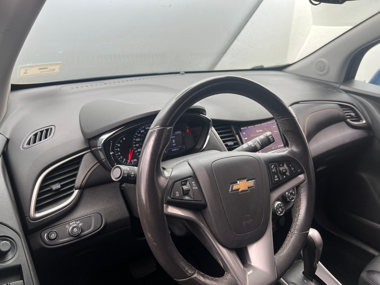 Thumbnail: 2020 Chevrolet Trax - 3