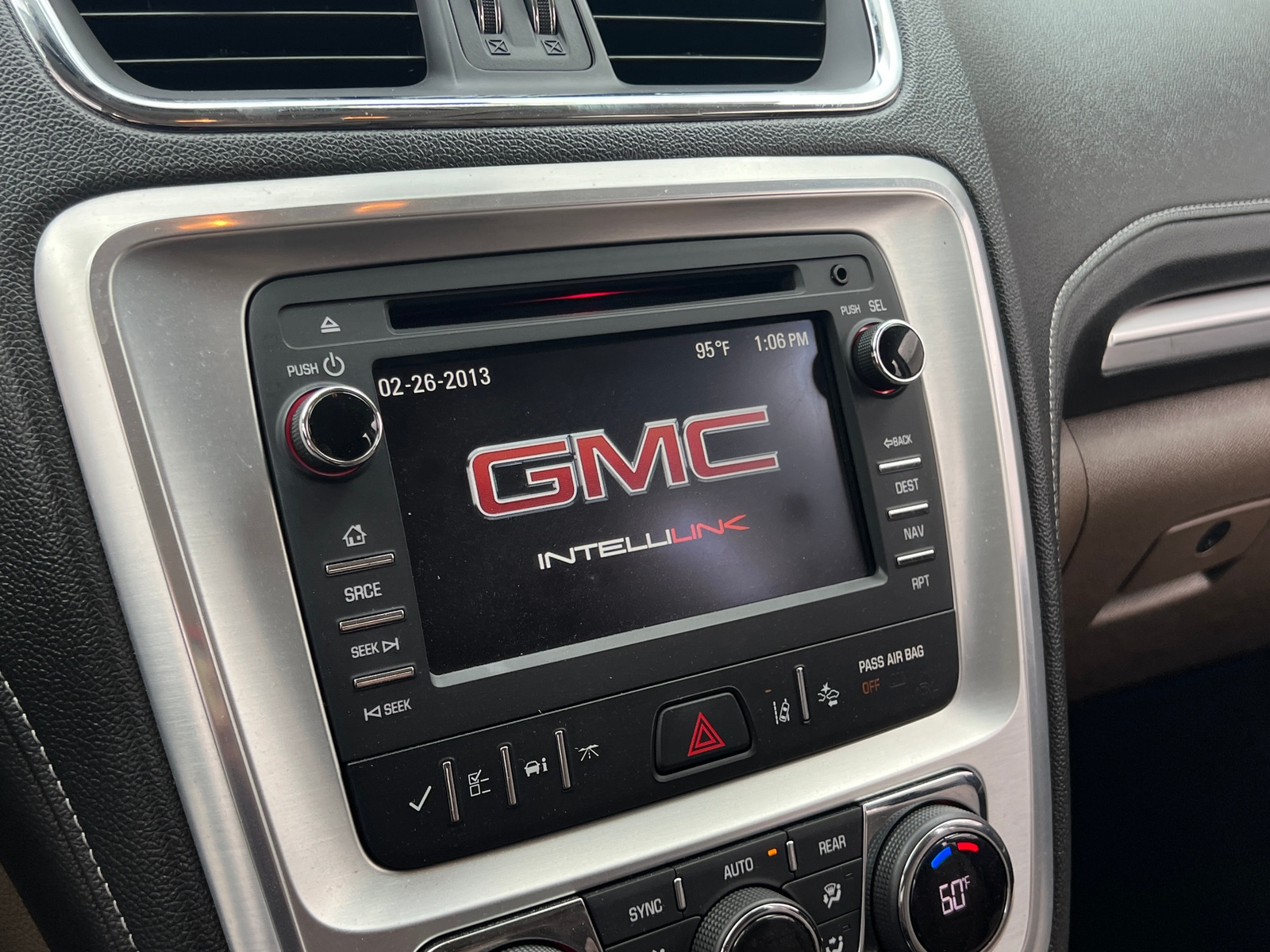 Thumbnail: 2017 GMC Acadia - 3