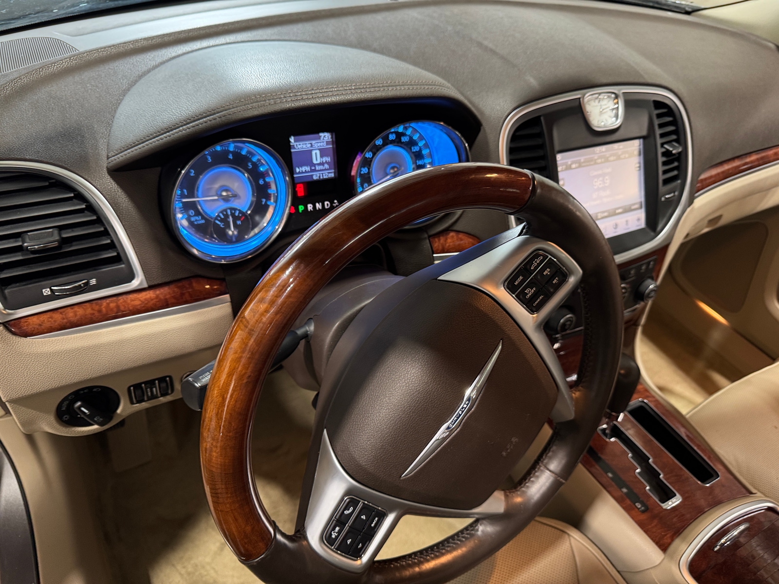 Thumbnail: 2011 Chrysler 300 - 2