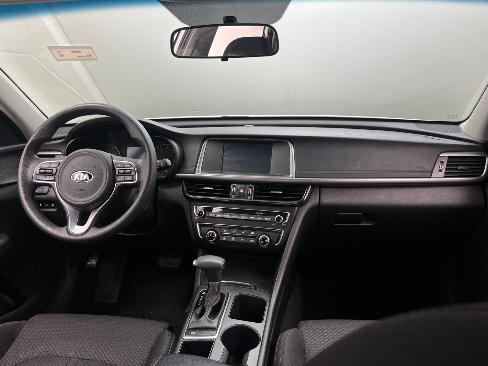 Thumbnail: 2018 Kia Optima - 3