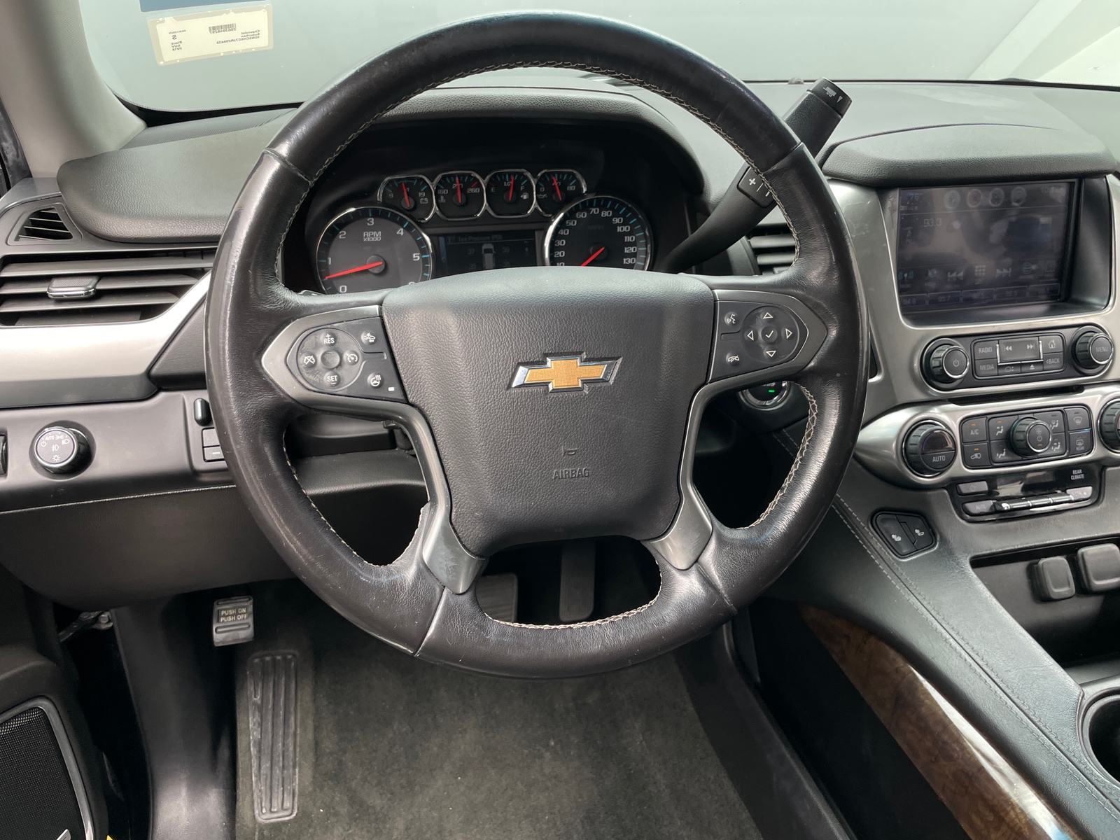 Thumbnail: 2018 Chevrolet Suburban - 4