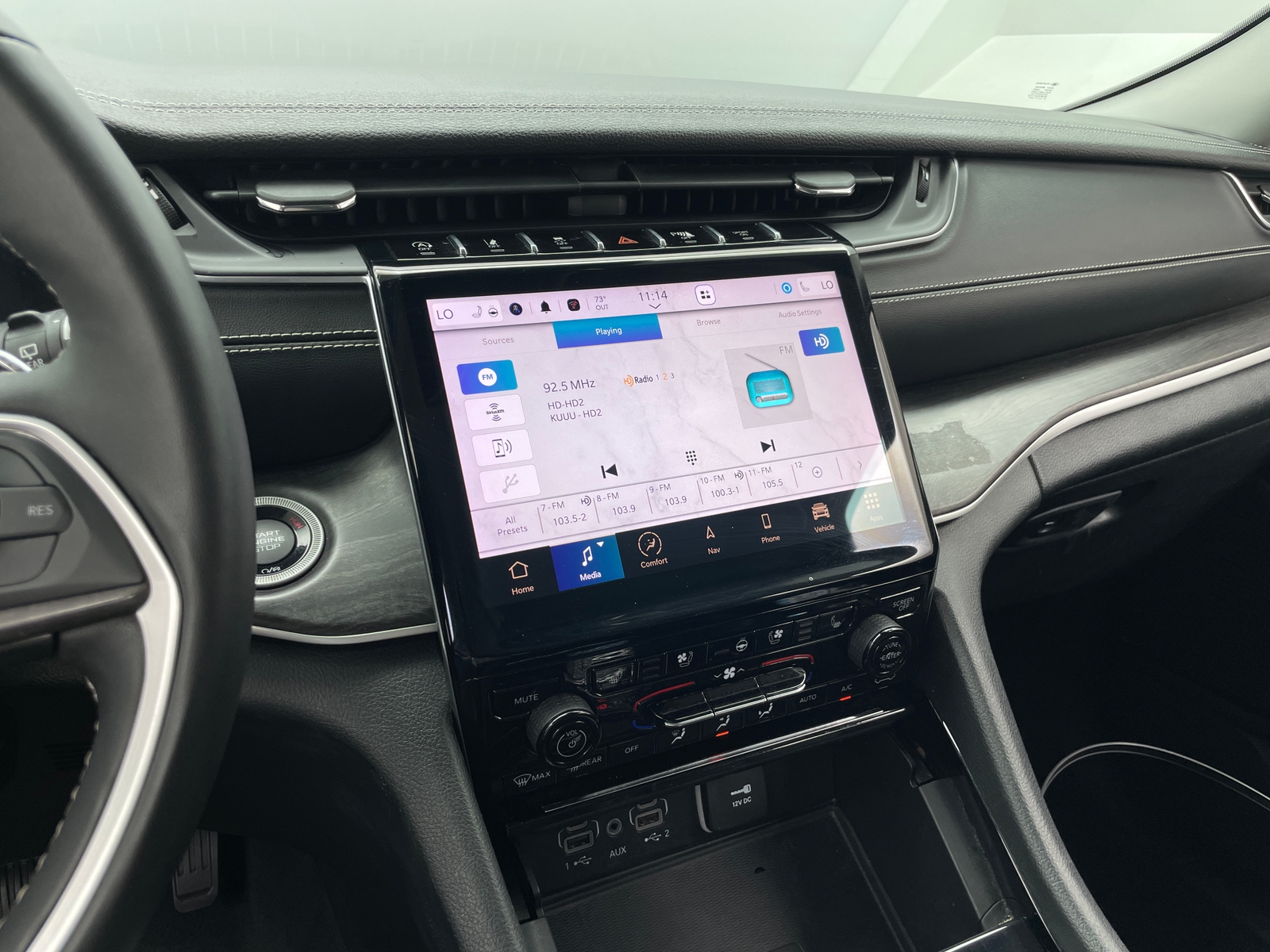 Thumbnail: 2023 Jeep Grand Cherokee L - 3