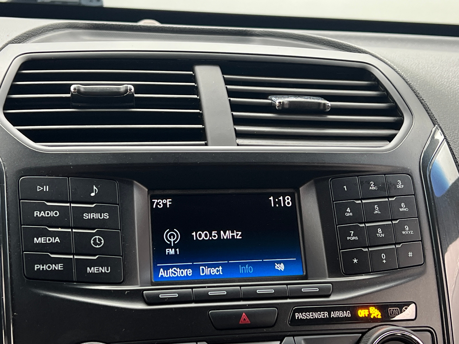 Thumbnail: 2018 Ford Explorer - 4