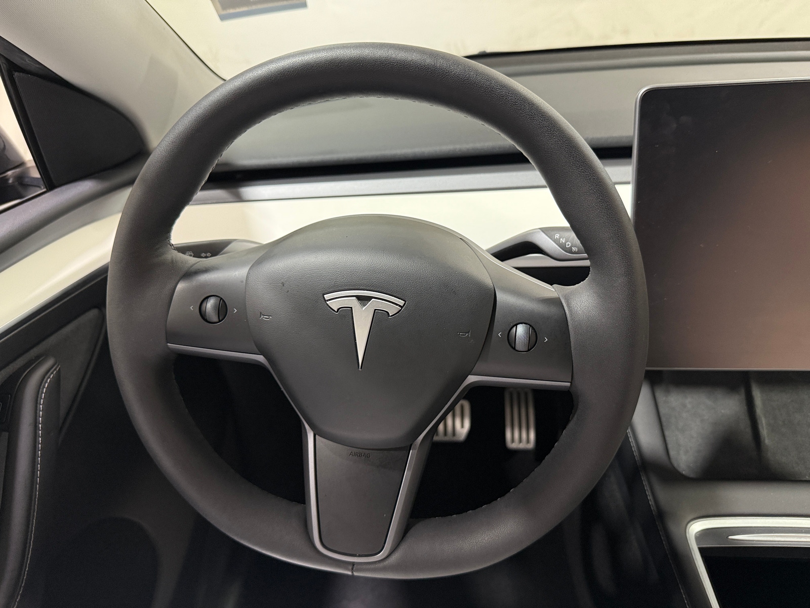 Thumbnail: 2023 Tesla Model Y - 4