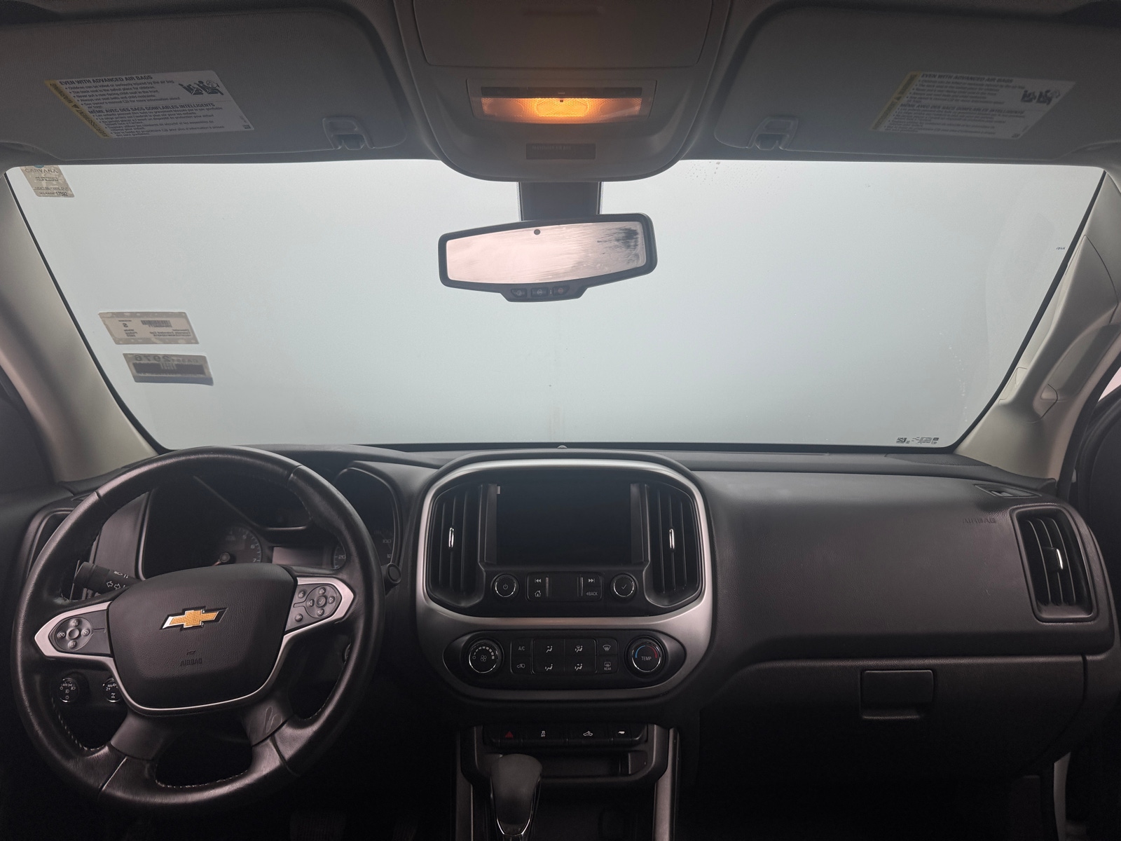 Thumbnail: 2022 Chevrolet Colorado - 3