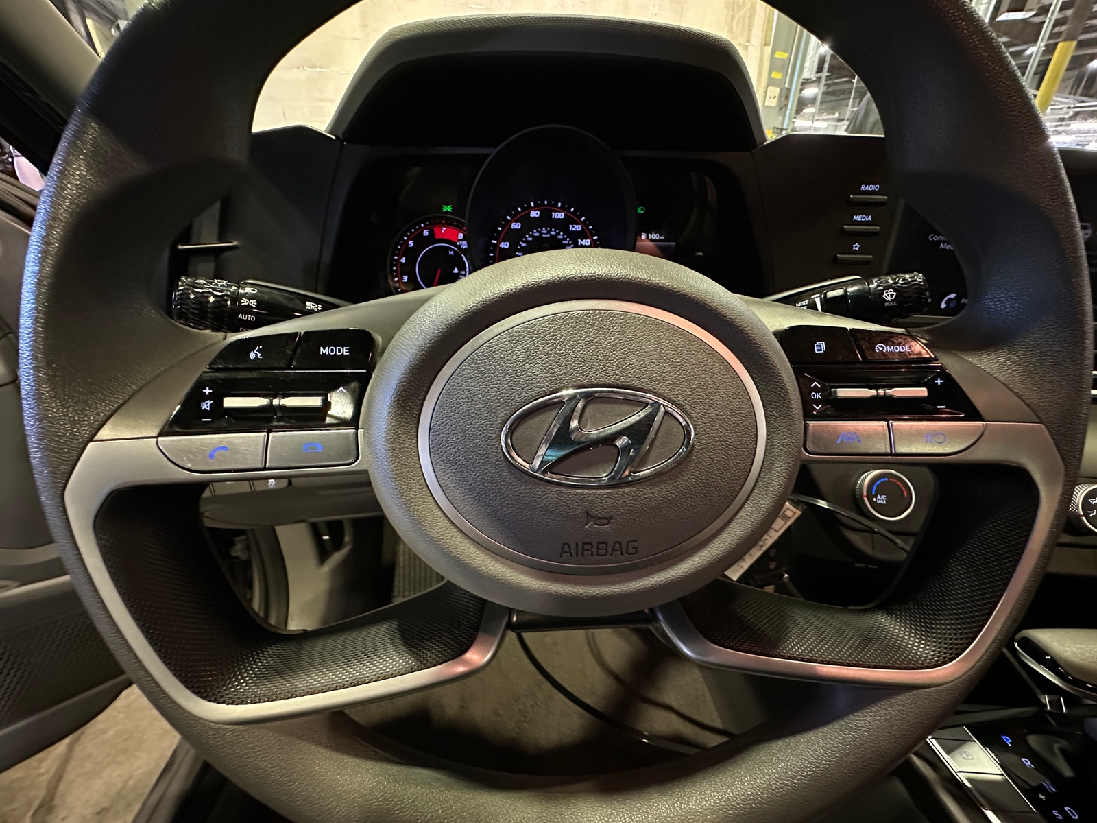 Thumbnail: 2023 Hyundai Elantra - 5