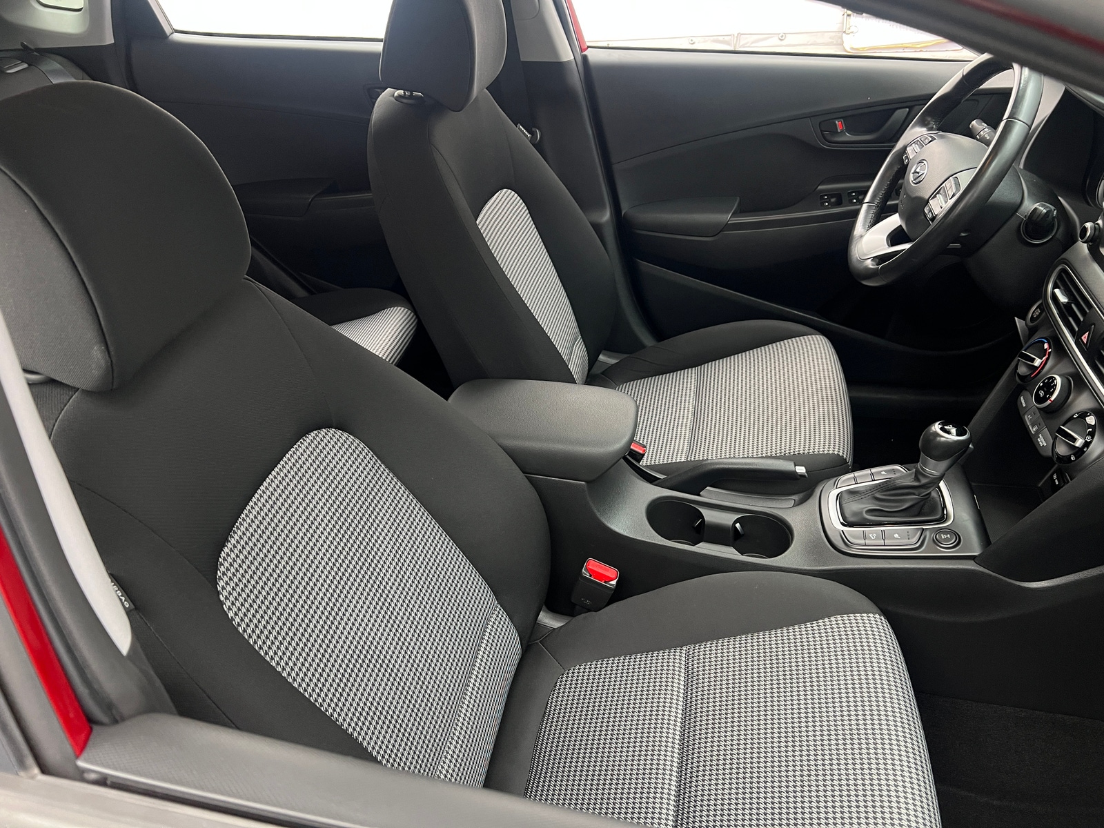 Thumbnail: 2018 Hyundai Kona - 2
