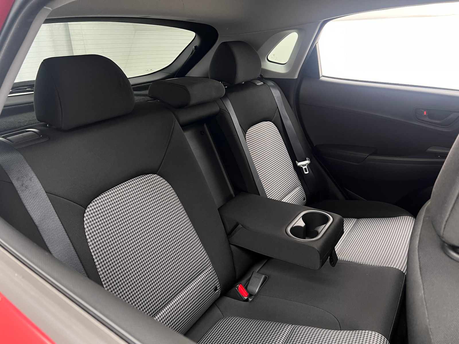 Thumbnail: 2018 Hyundai Kona - 6