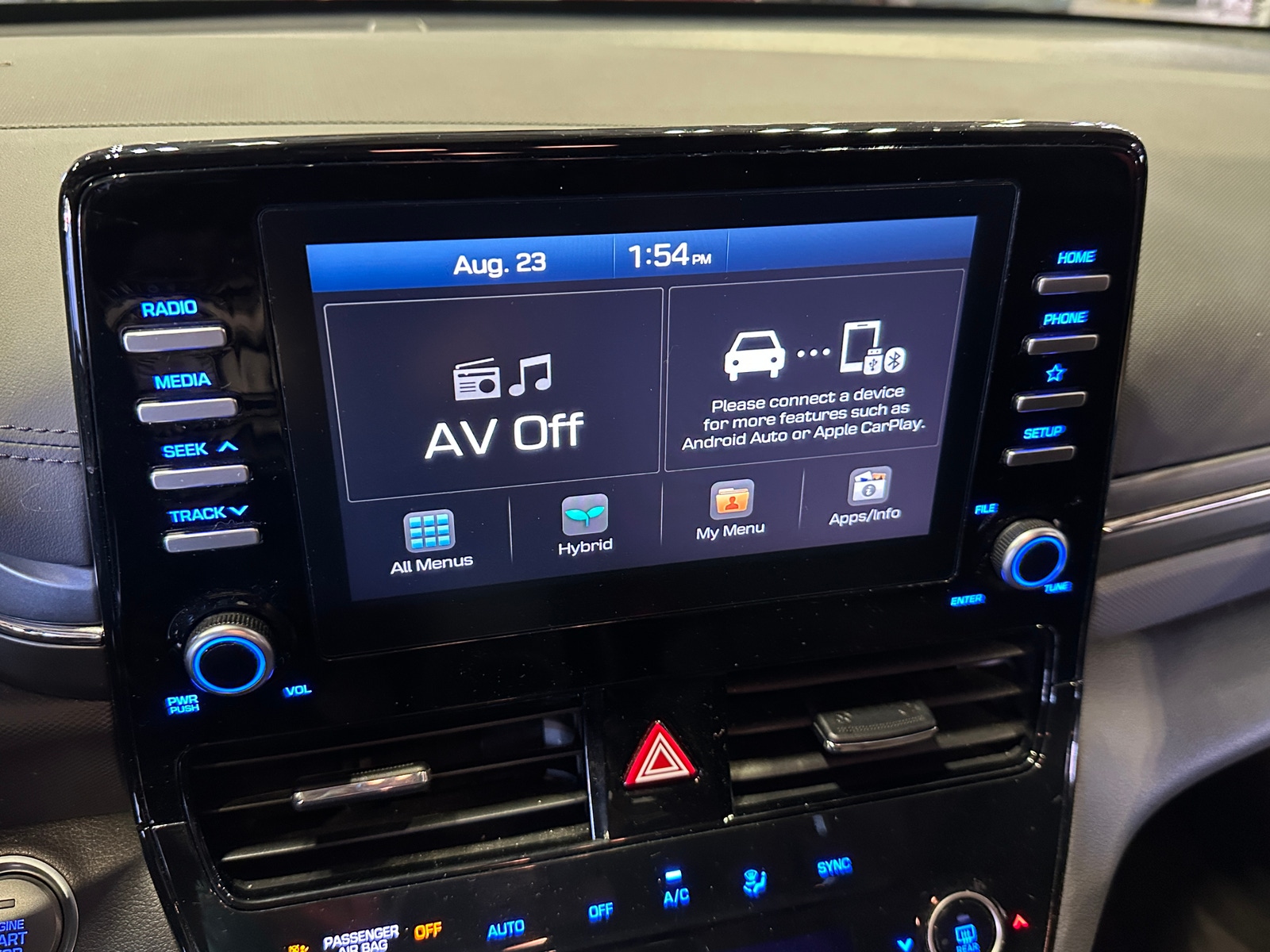 Thumbnail: 2020 Hyundai Ioniq - 4